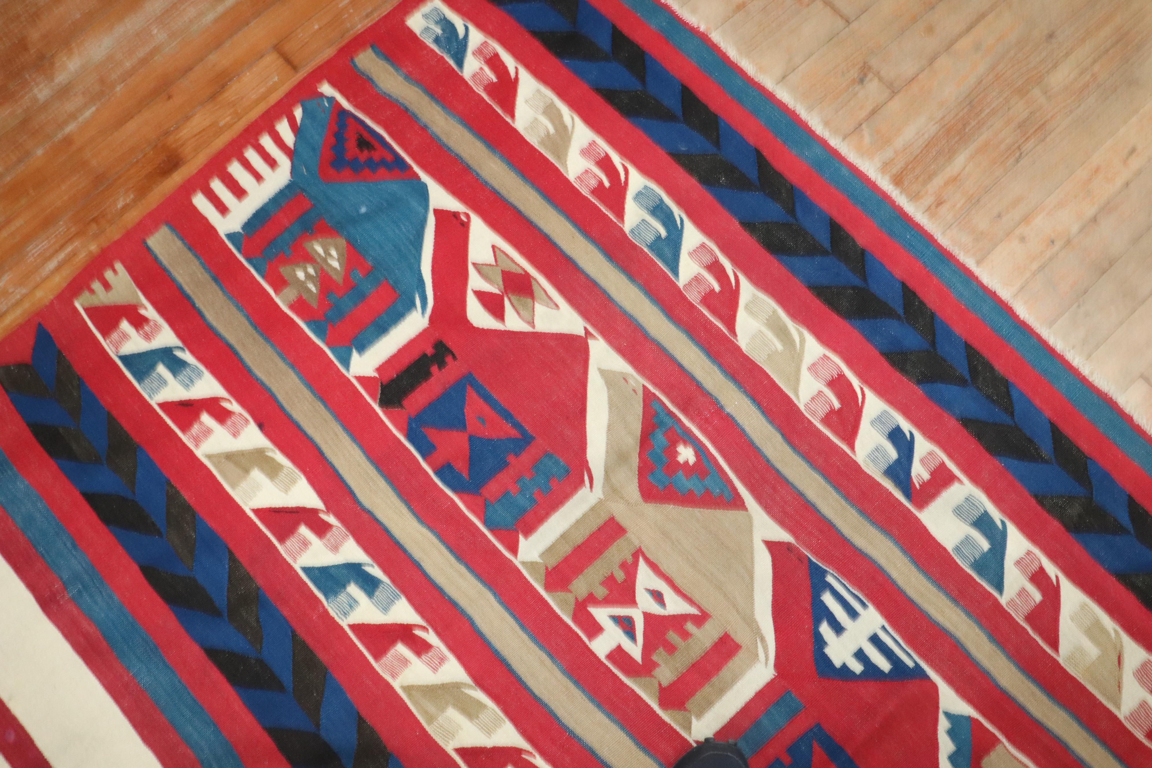 20ième siècle Tapis Kilim tribal persan carré antique de la collection Zabihi en vente