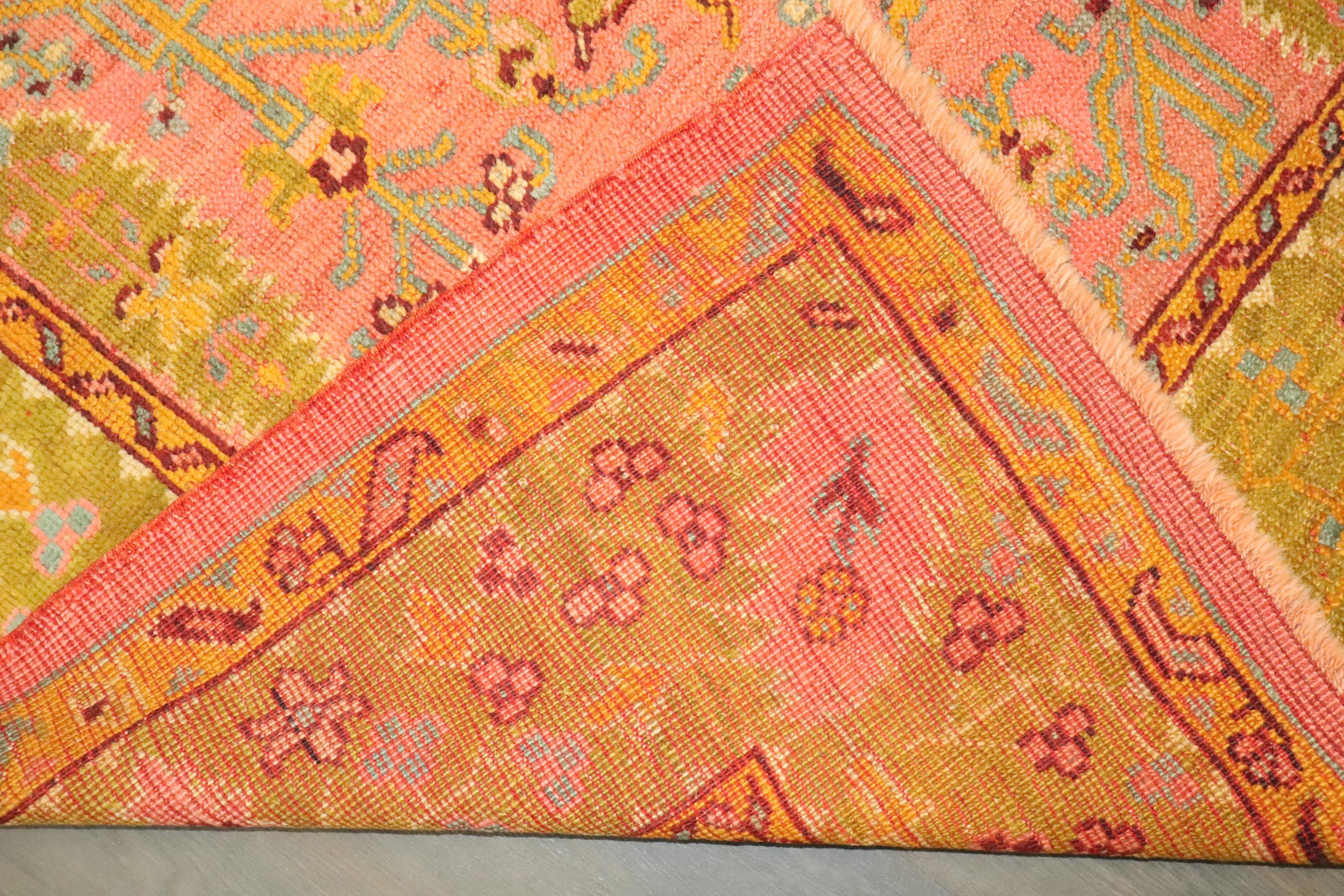 Zabihi Collection Antique Square Türkisch Oushak Rosa Chartreuse Teppich im Angebot 5