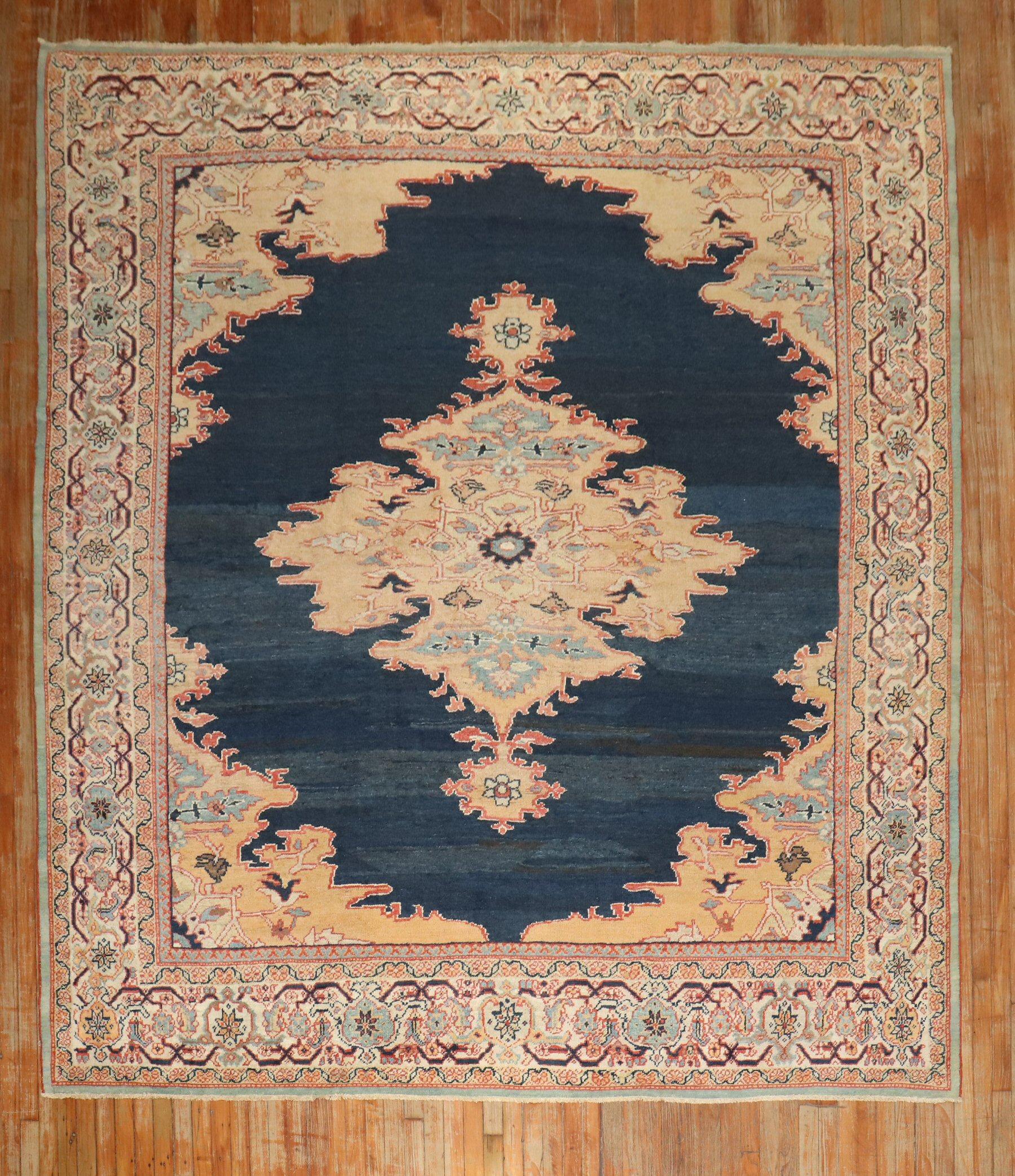 Antiker quadratischer Ziegler Mahal-Teppich aus der Zabihi-Kollektion im Angebot 6