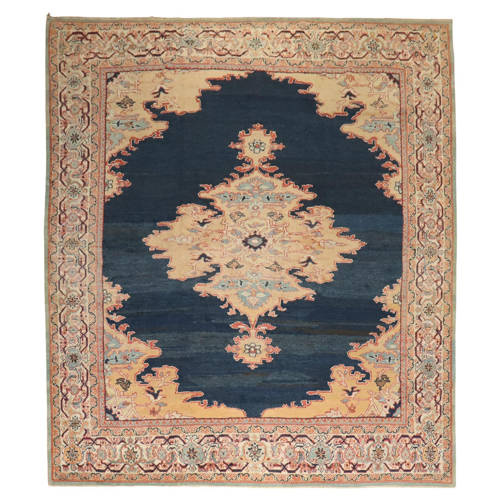 Antiker quadratischer Ziegler Mahal-Teppich aus der Zabihi-Kollektion