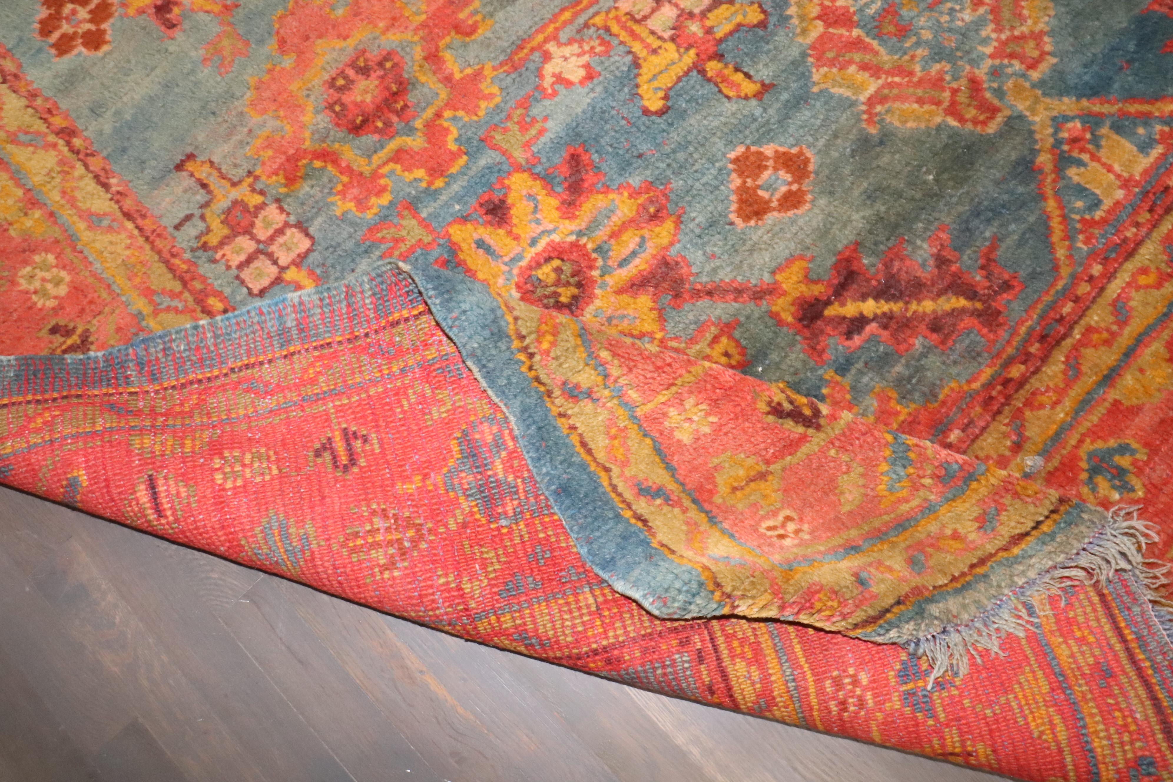 Colección Zabihi Alfombra Oushak Turca Antigua en Bueno Estado en New York, NY