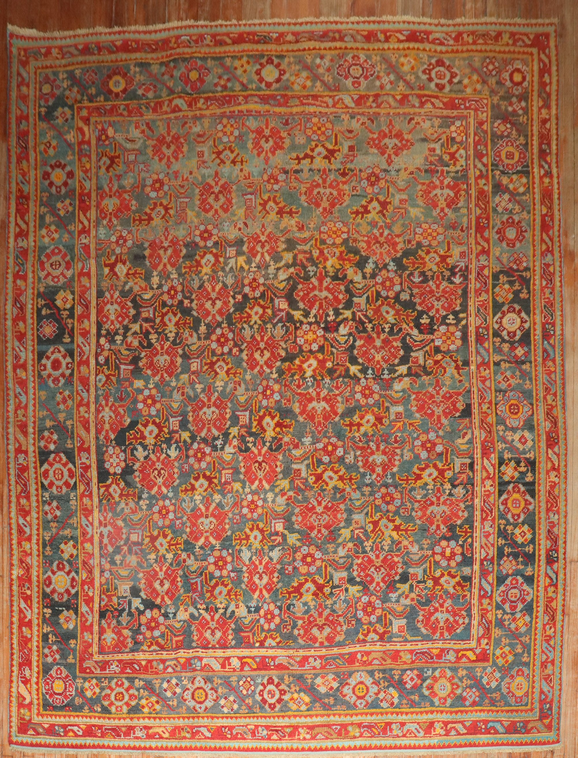 un tappeto antico turco Oushak dei primi del Novecento

Dettagli
rug no.	j3213
dimensione	9' 6