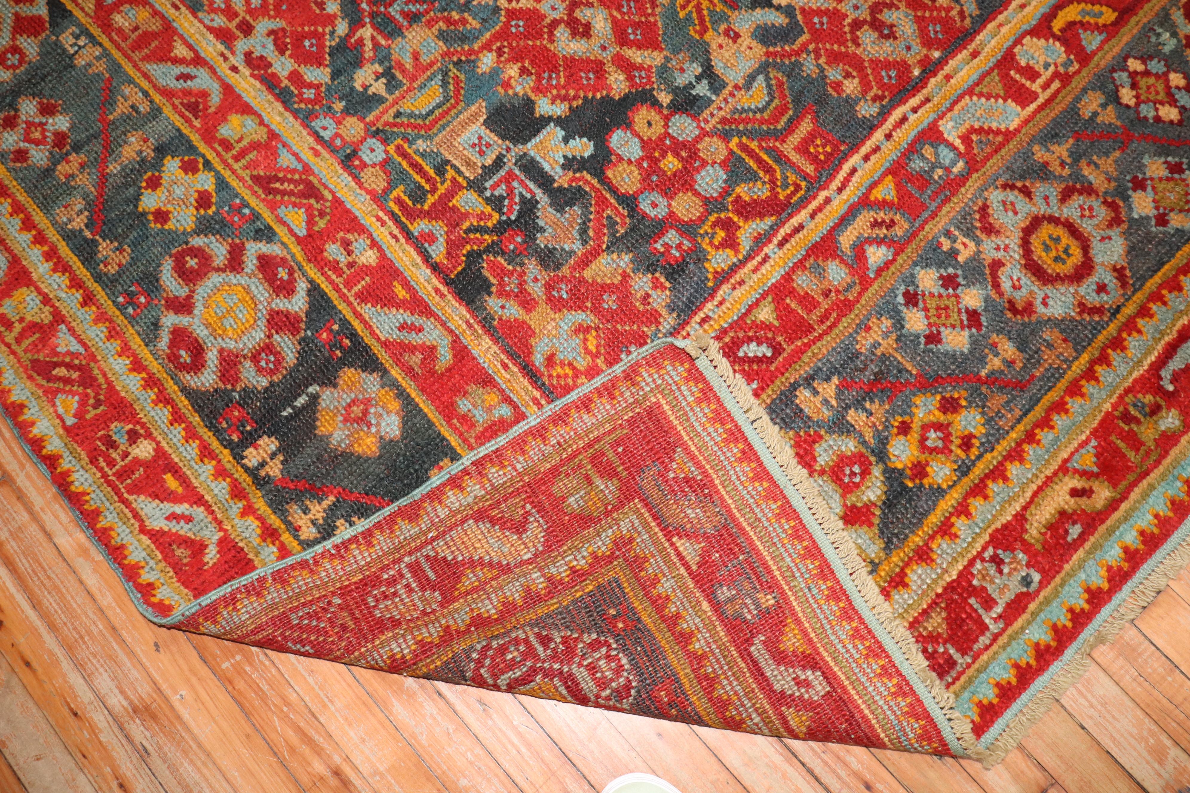 Tappeto da camera Oushak turco antico Collection'S In condizioni buone in vendita a New York, NY