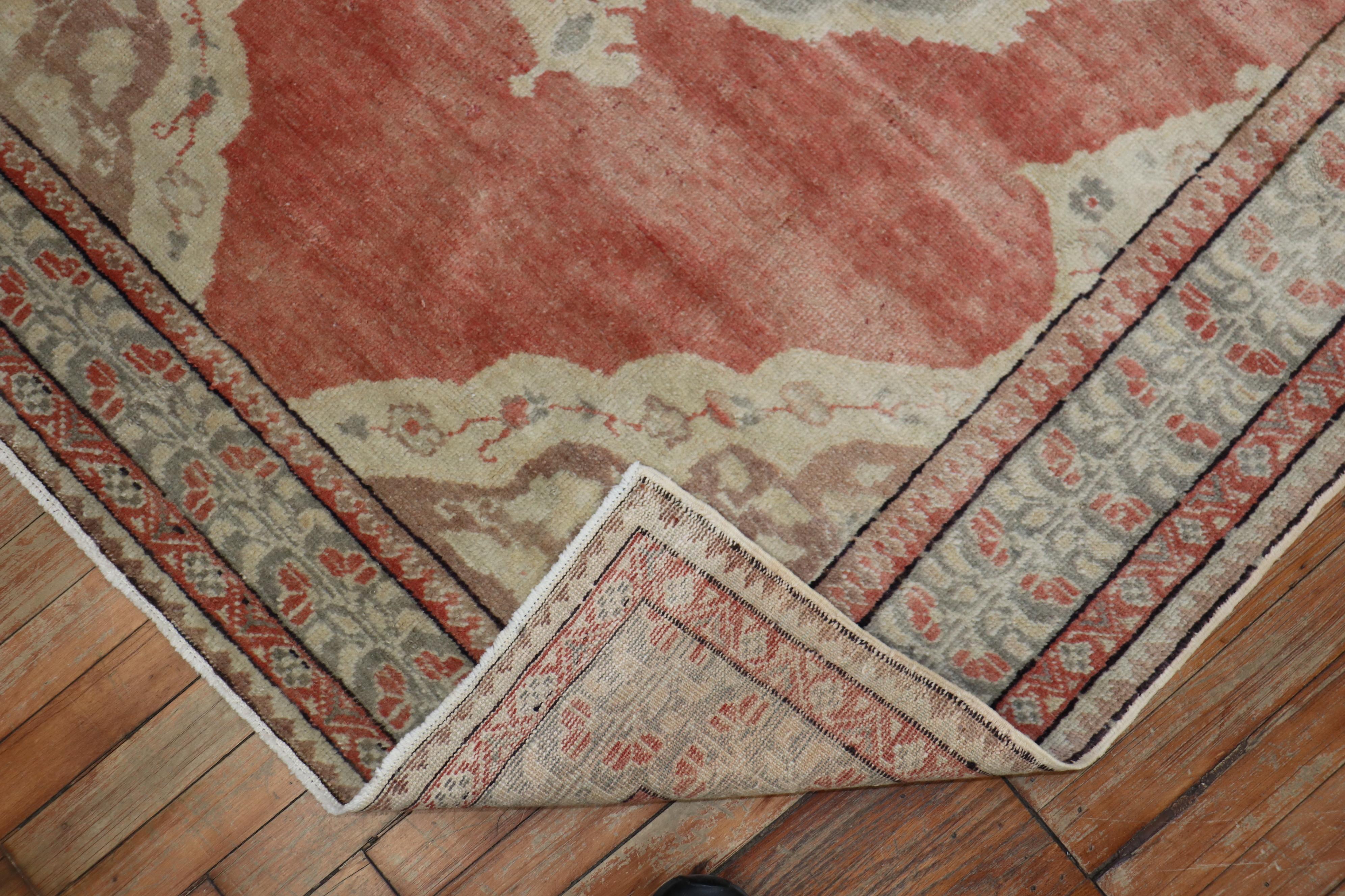 Antiker türkischer Sivas-Teppich aus der Zabihi-Kollektion (20. Jahrhundert) im Angebot
