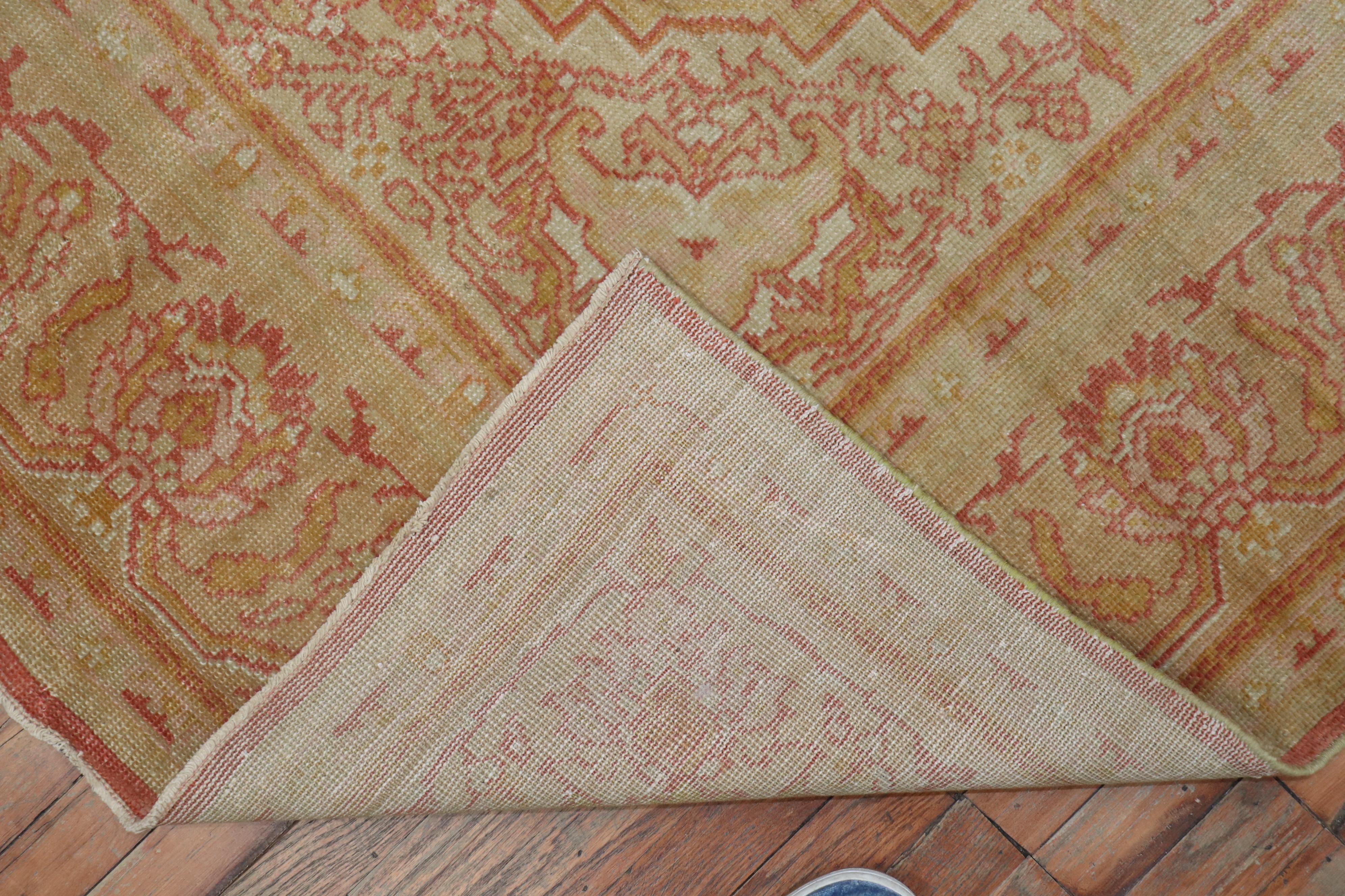 Zabihi Collection Antik Türkisch Sivas weich Rot Gold Teppich (Handgewebt) im Angebot