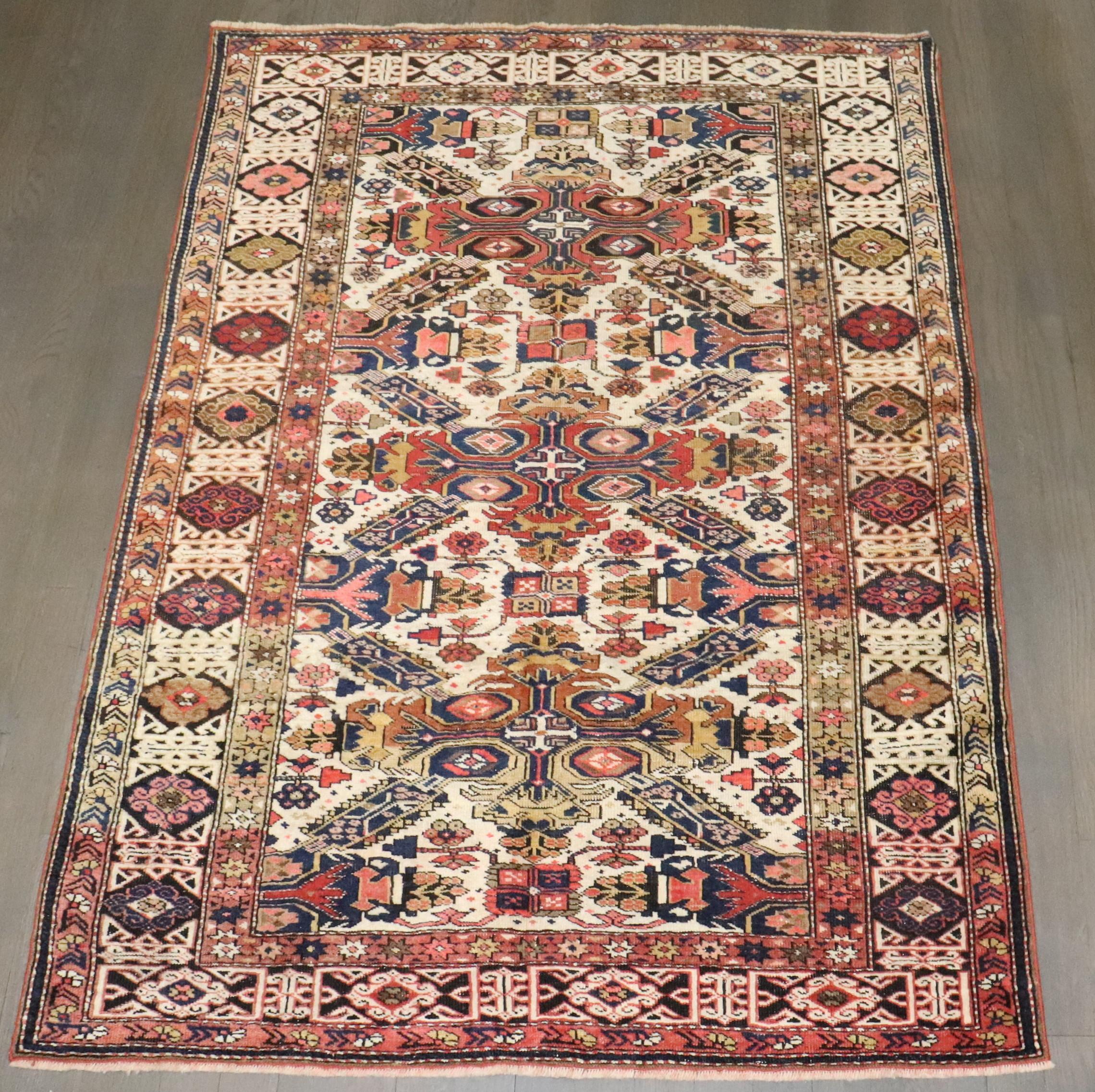 Caucasien Zabihi Collection Antique Zeychour Caucasian Kuba Rug en vente