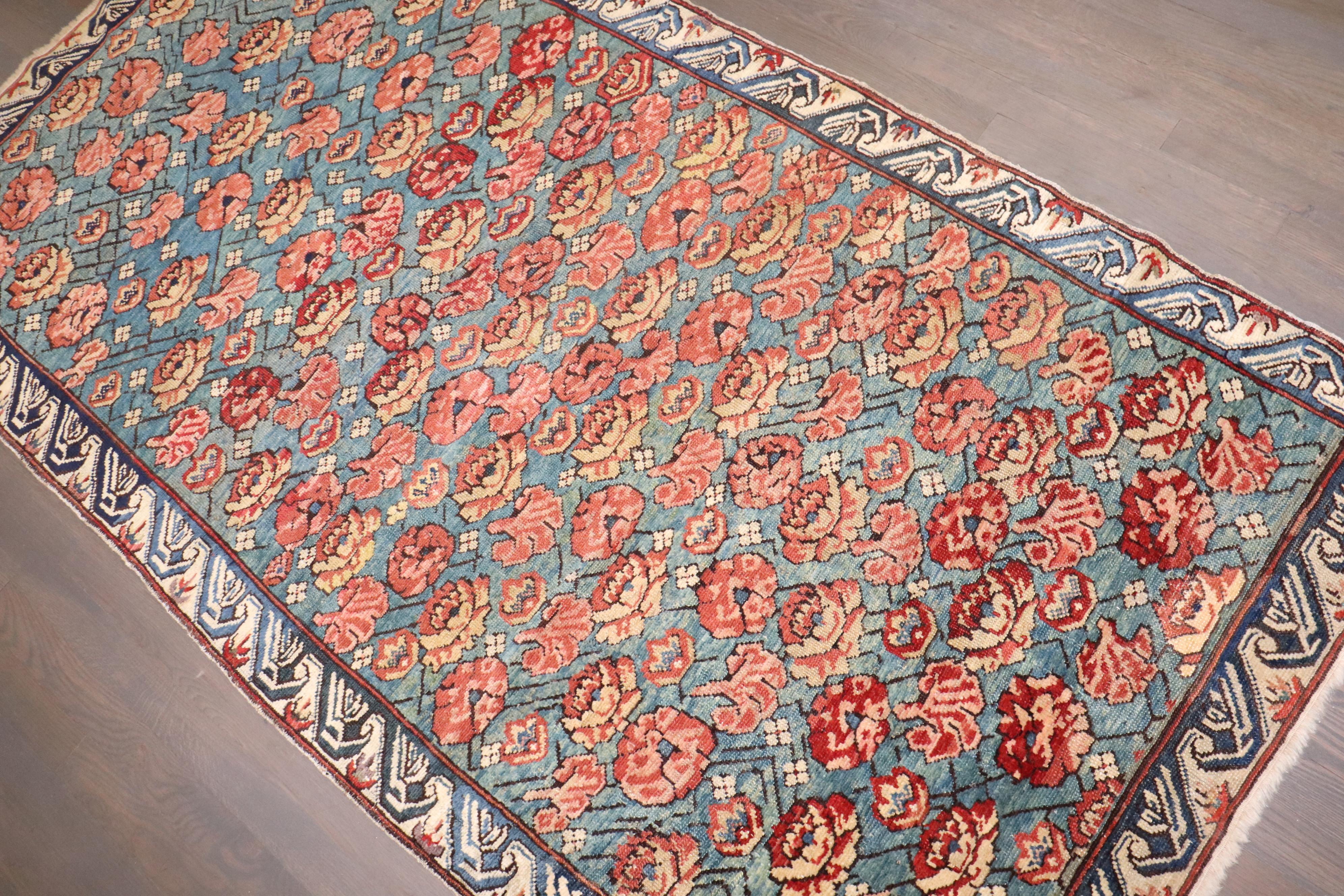 Kazakh Tapis Kuba caucasien ancien vert zéychour de la collection Zabihi en vente