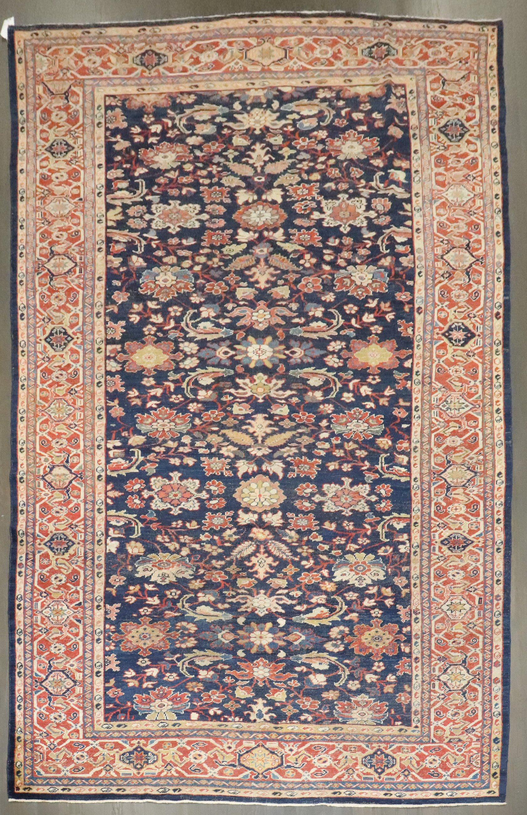 Rustique Zabihi Collection Antique Ziegler Sultanabad Mahal Tapis du 19ème siècle en vente