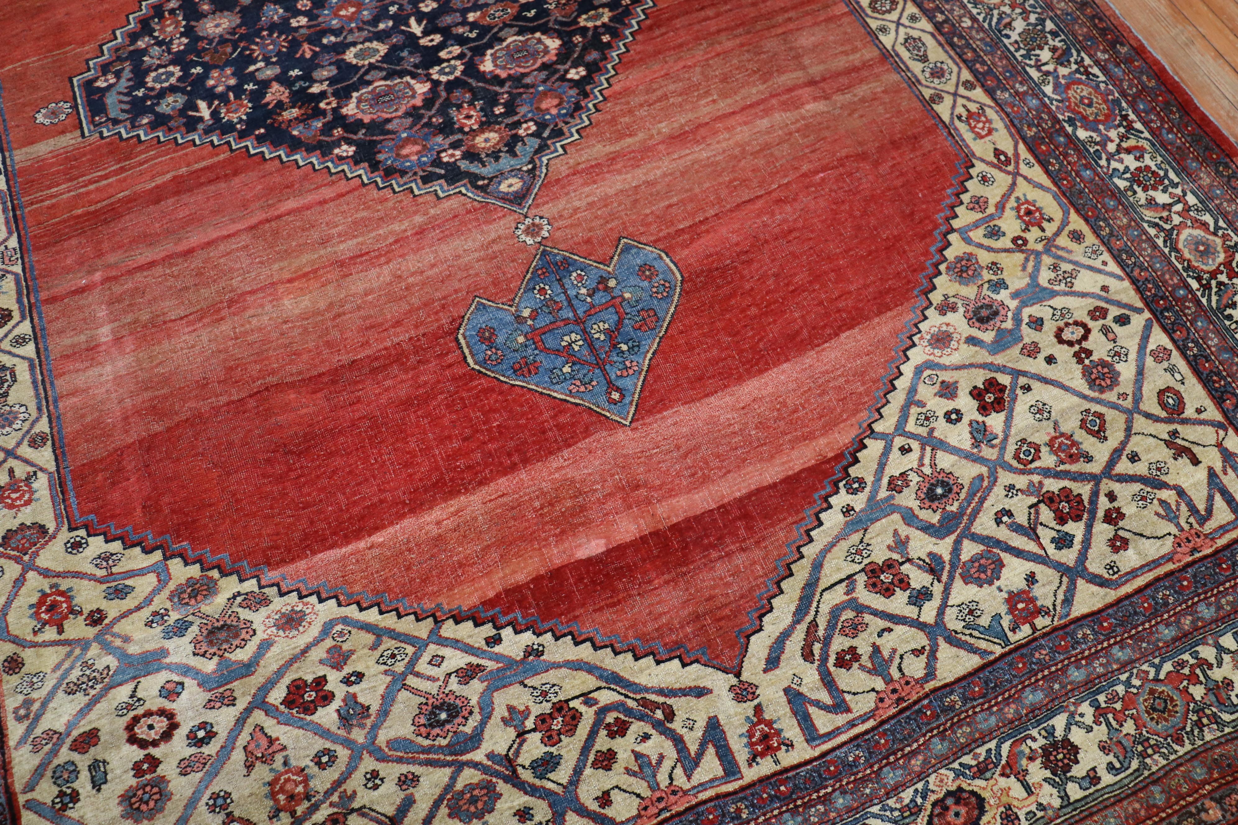 Collection Zabihi  Authentique tapis persan ancien Bidjar en vente 3