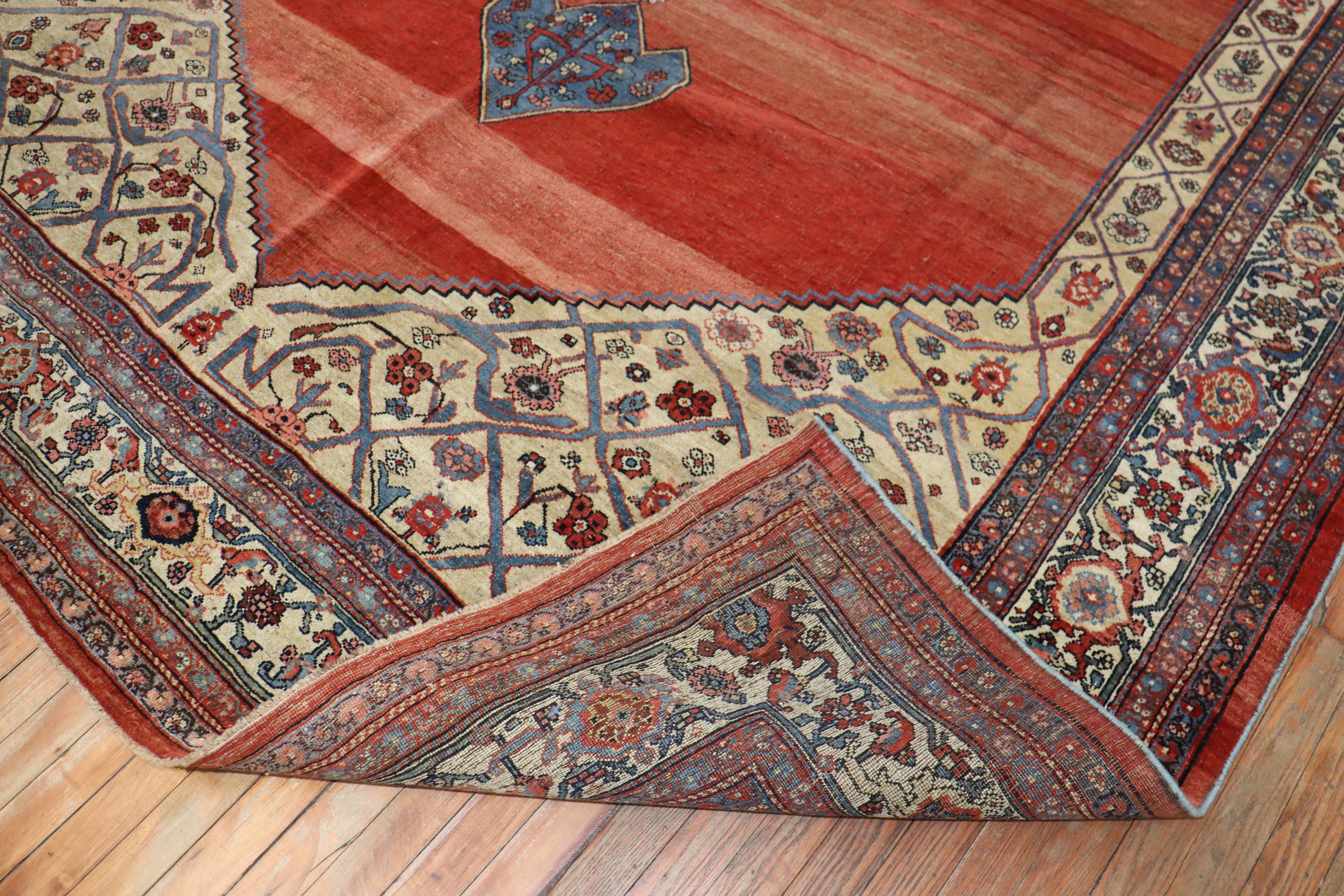 Early 20th-century Persian bidjar room-size rug

Measures: 8'3'' x 12'4''.

