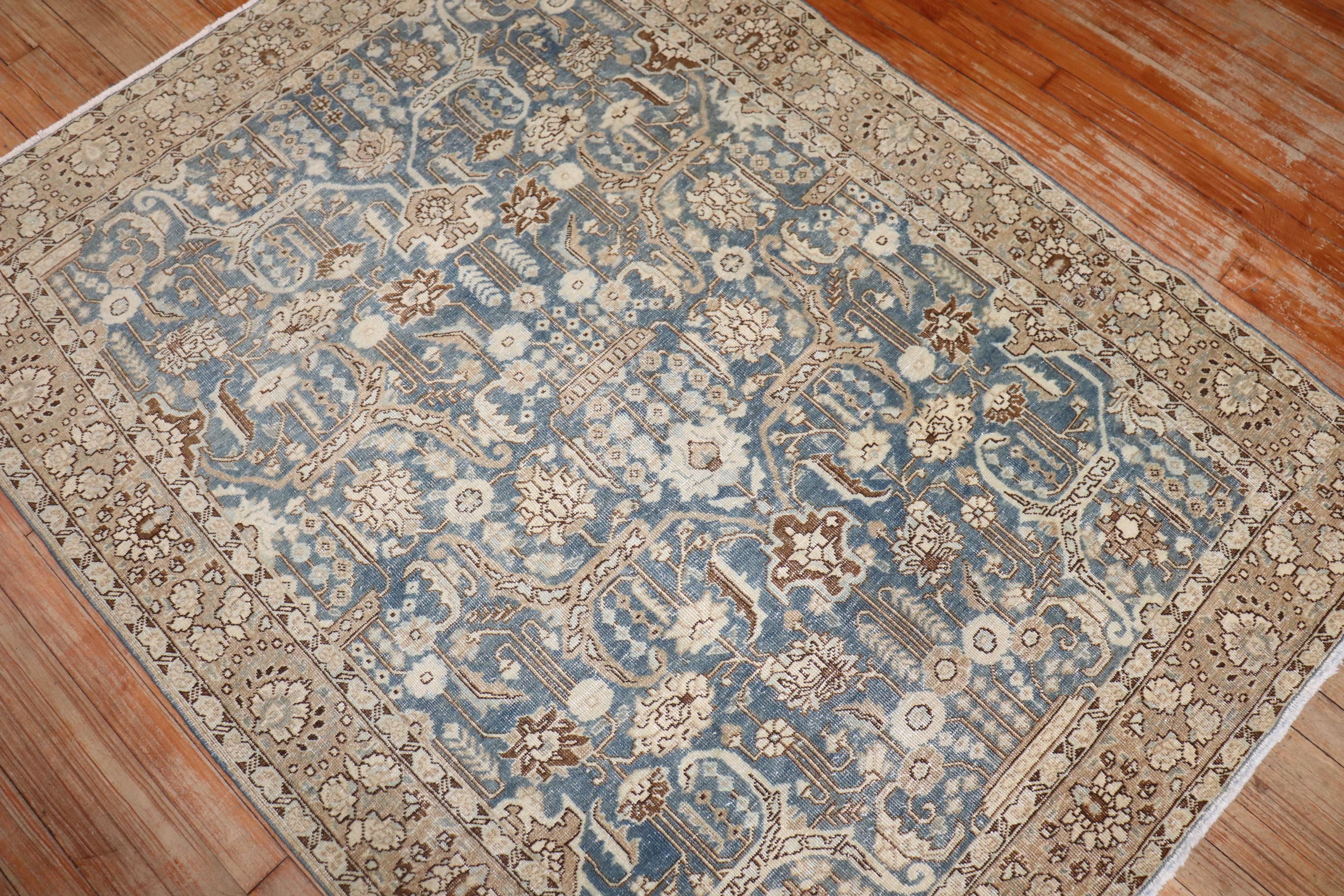 Zabihi Collection Blue Antique Persian Tabriz Rug (Wolle) im Angebot
