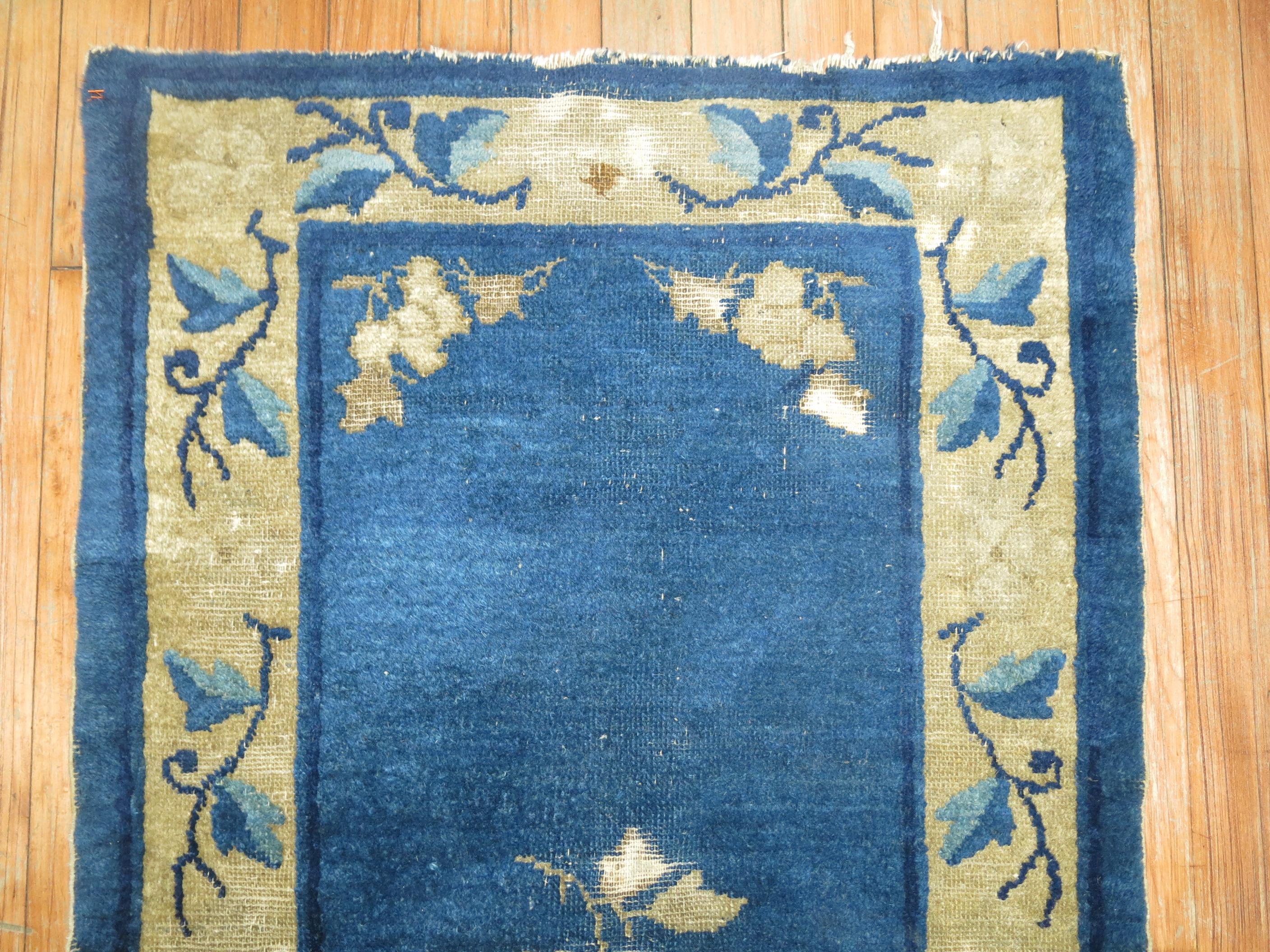  Zabihi Collection Blue Chinese Small Rug In Good Condition For Sale In New York, NY