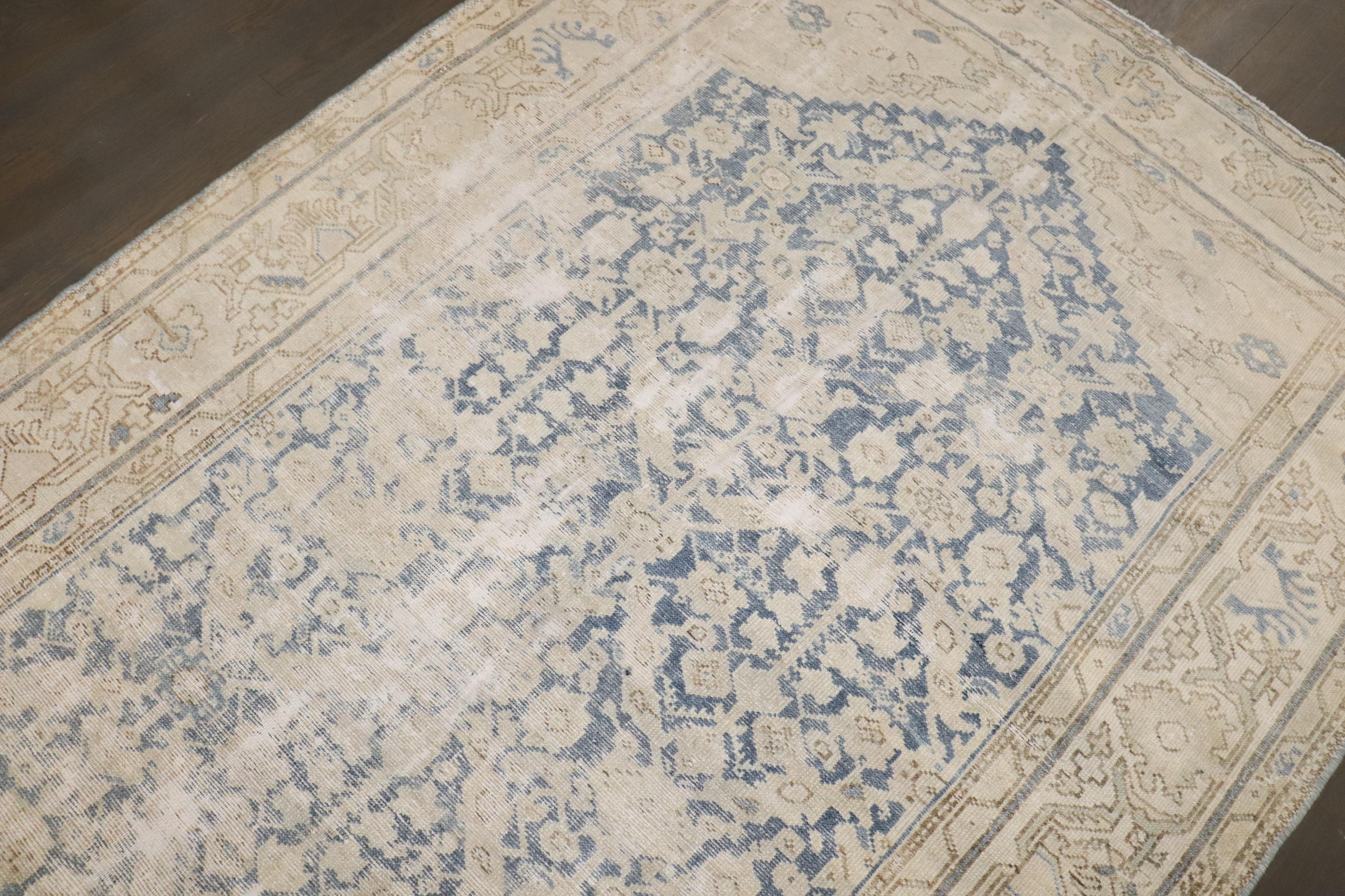 Zabihi Collection Blau Persisch Malayer Teppich (20. Jahrhundert) im Angebot