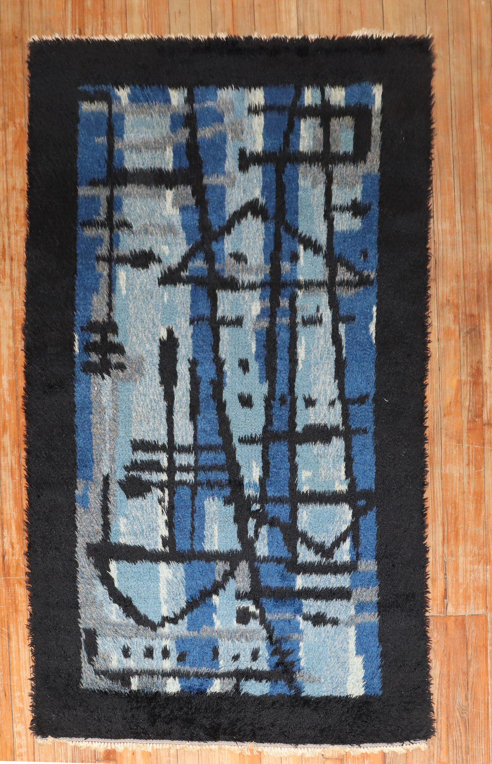 Adirondack Tapis Rya suédois bleu de la collection Zabihi en vente