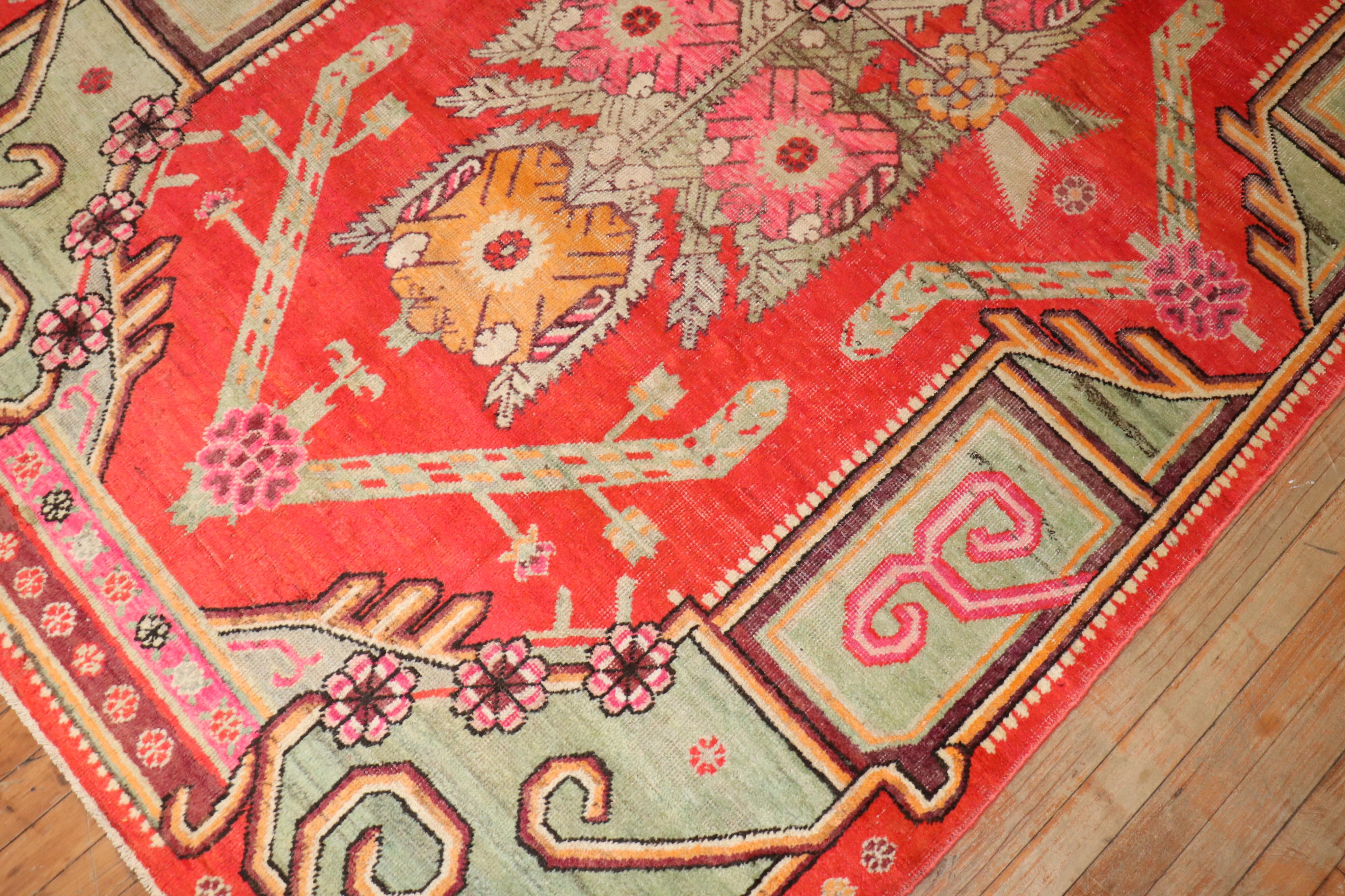 Zabihi Collection Leuchtende Farbe Samarkand Khotan Teppich (Baumwolle) im Angebot