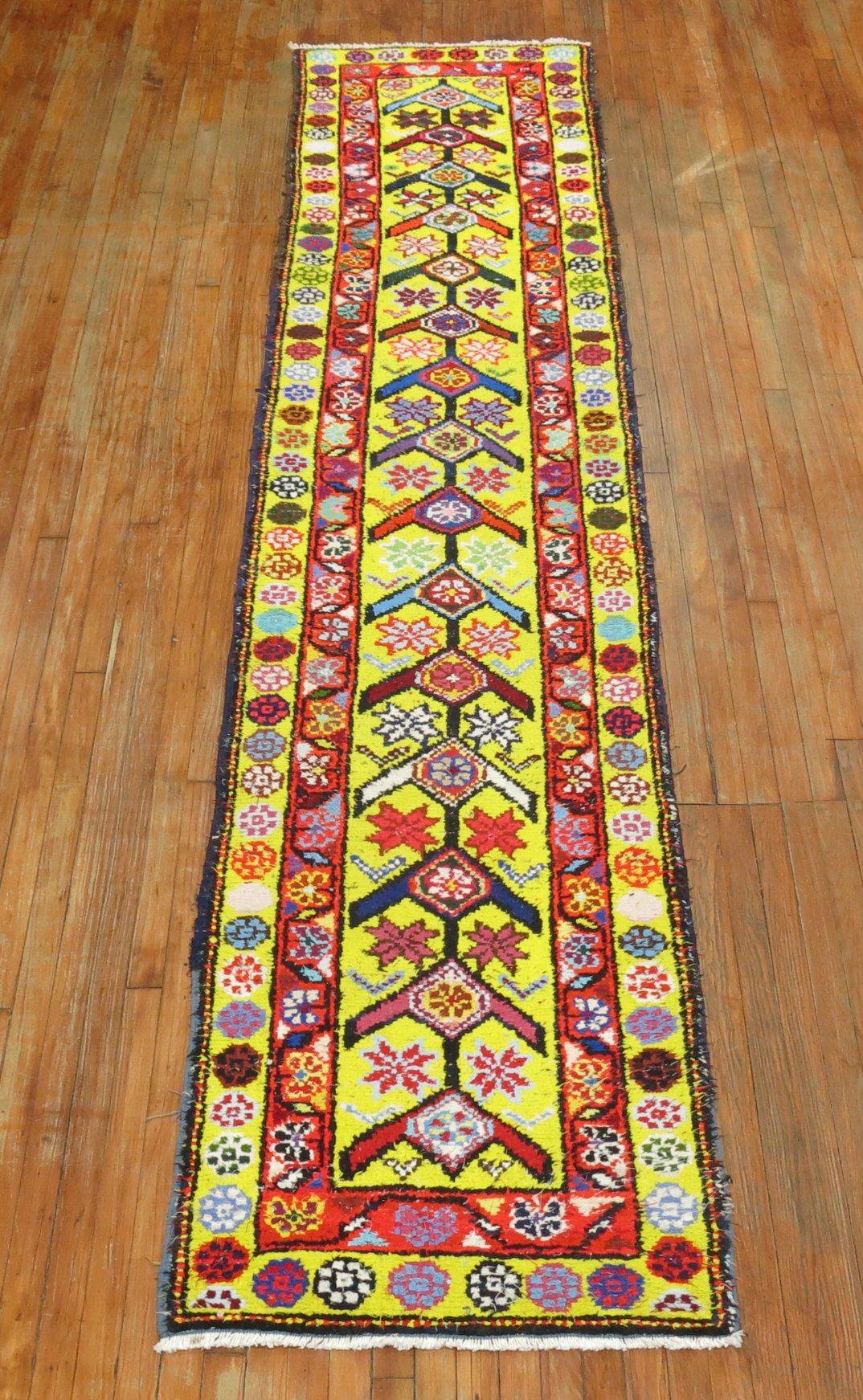 Turc Zabihi Collection - Tapis de course turc d'Anatolie jaune vif en vente
