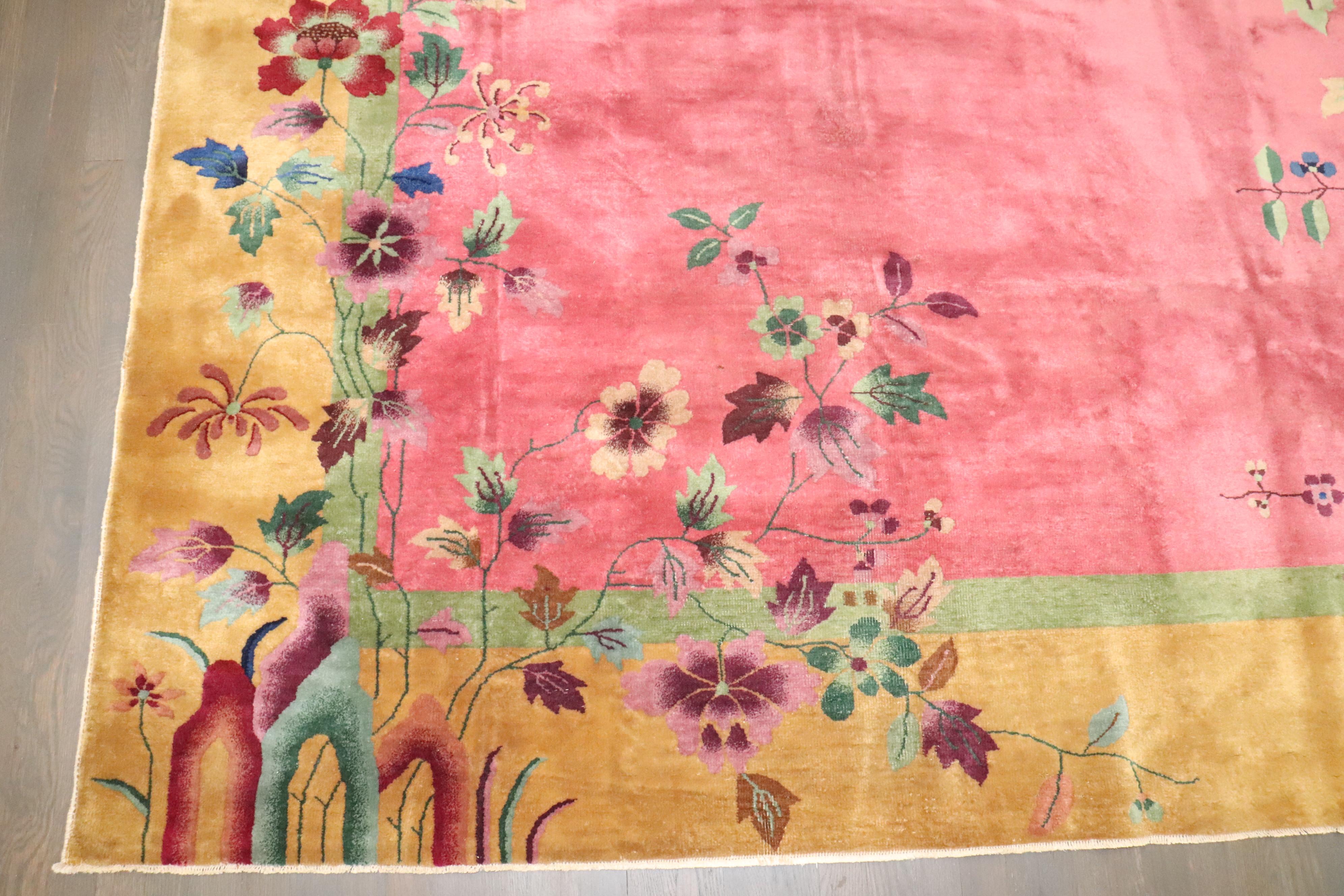 Zabihi Kollektion Rosa antiker chinesischer Art déco-Teppich im Art déco-Stil (Wolle) im Angebot