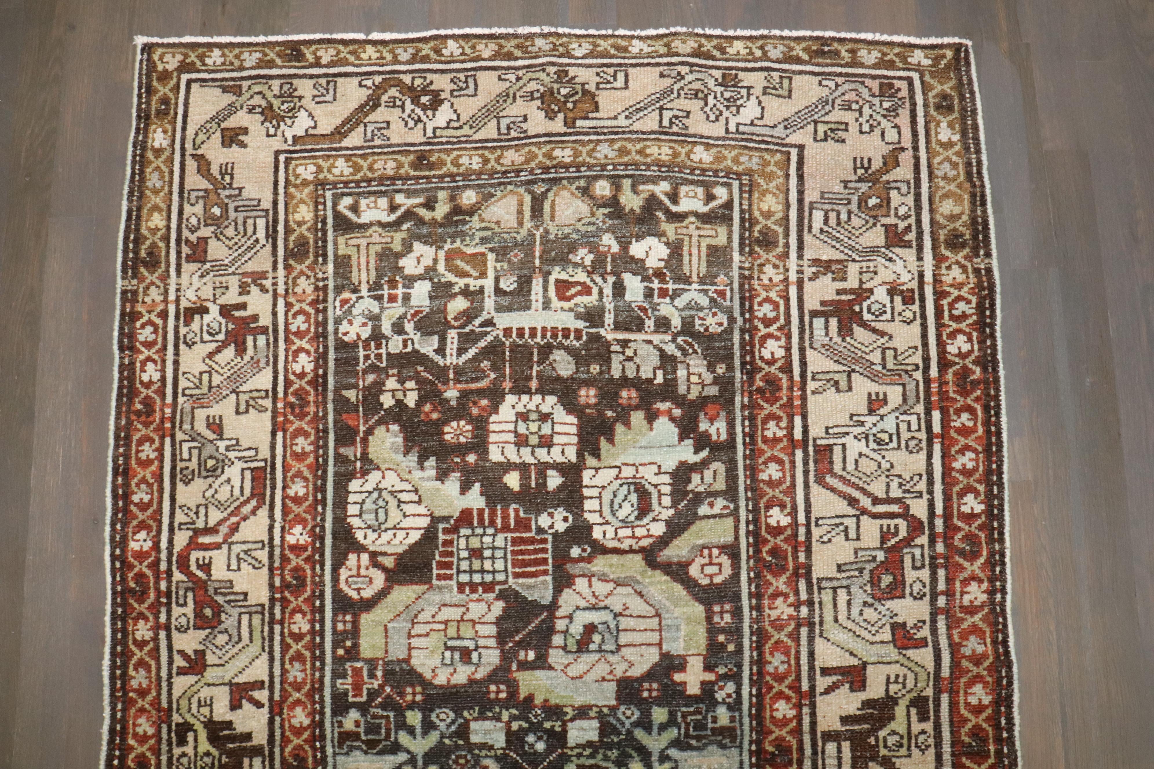 Laine The Collective Brown Antique Persian Malayer Scatter Rug (tapis à dispersion) en vente
