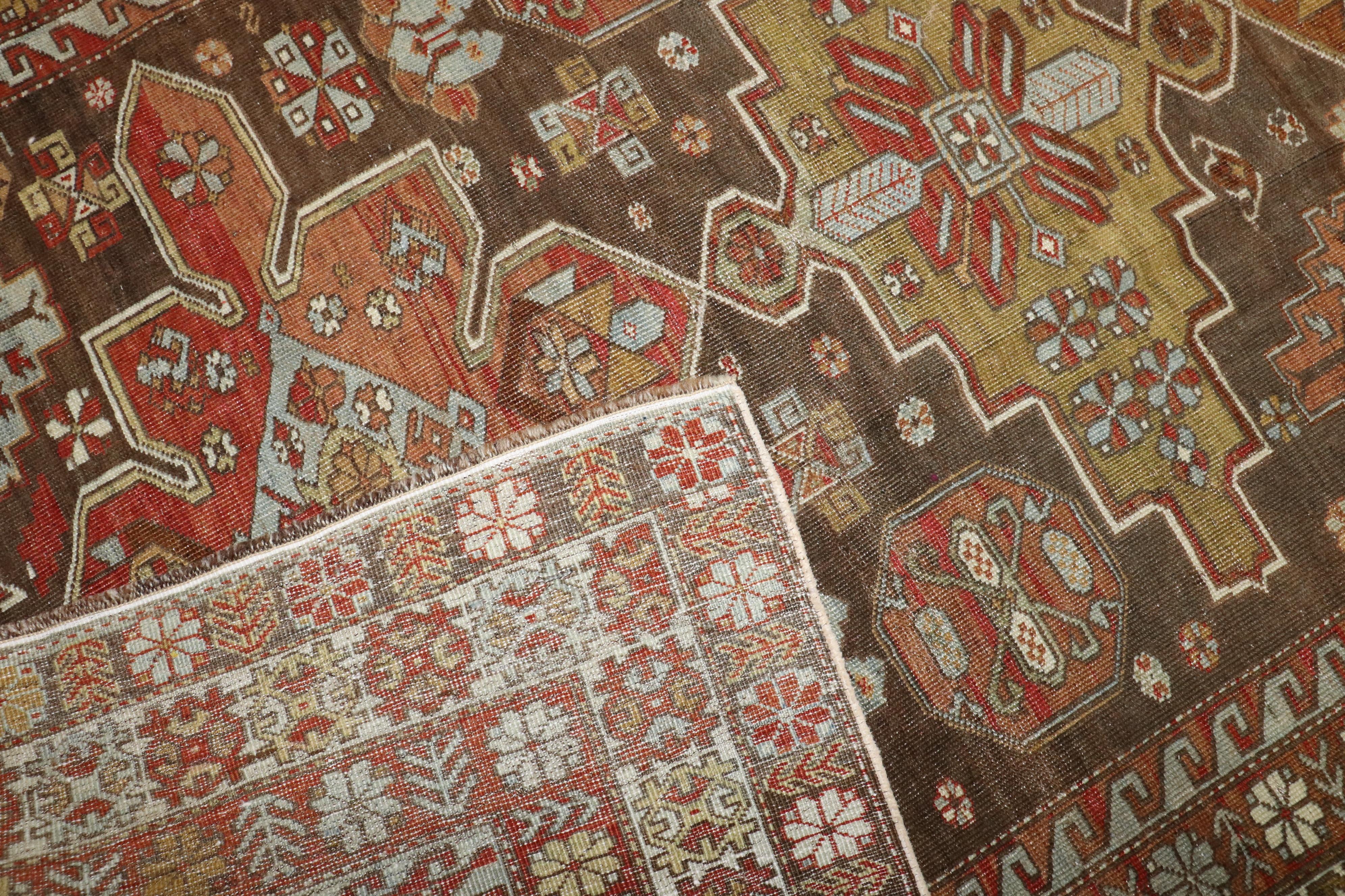 Zabihi Collection Brown Dekorative Kaukasisch Akzent Größe Teppich (Handgewebt) im Angebot
