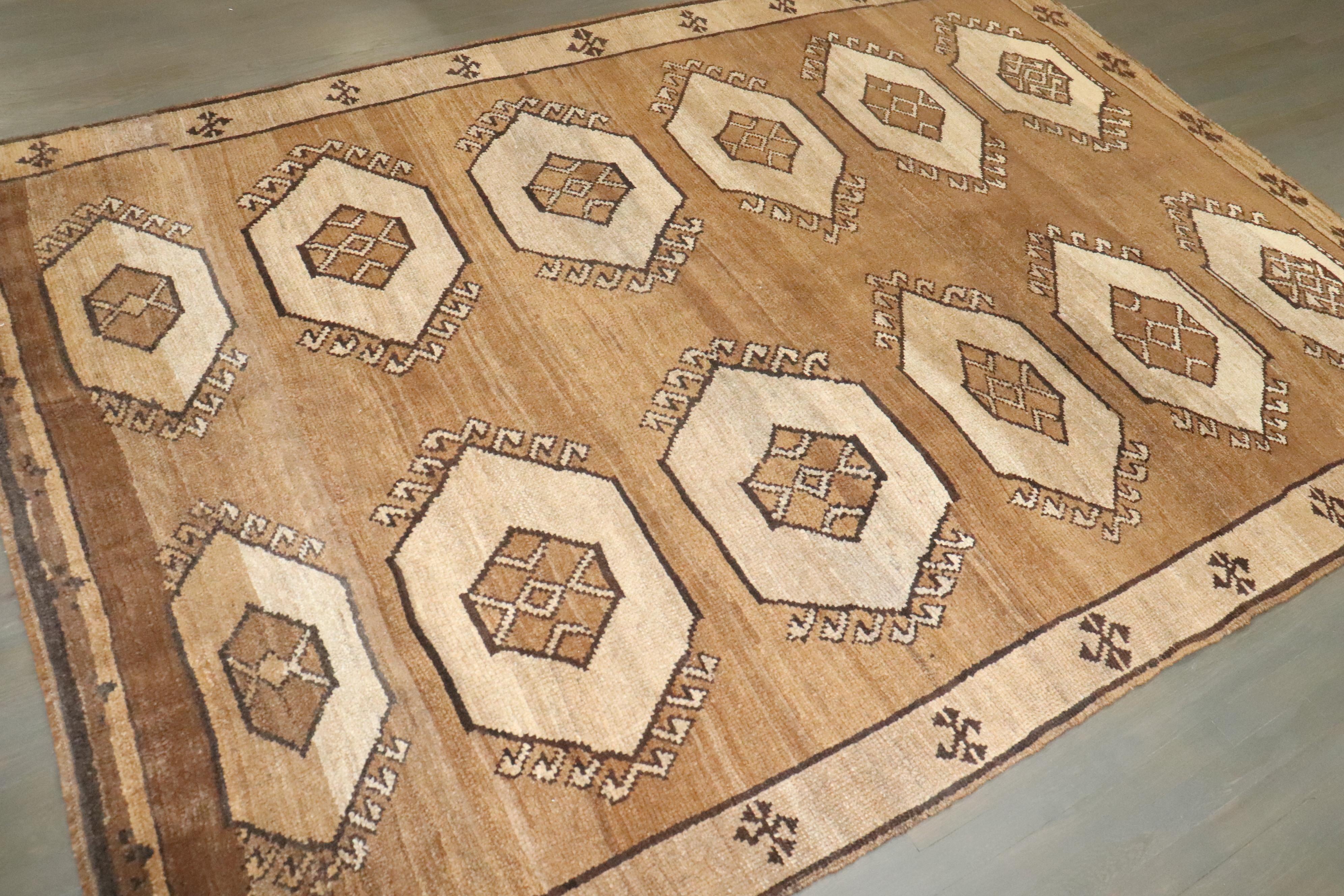 The Collective Brown Tapis turc géométrique Kars de la collection Zabihi Bon état - En vente à New York, NY