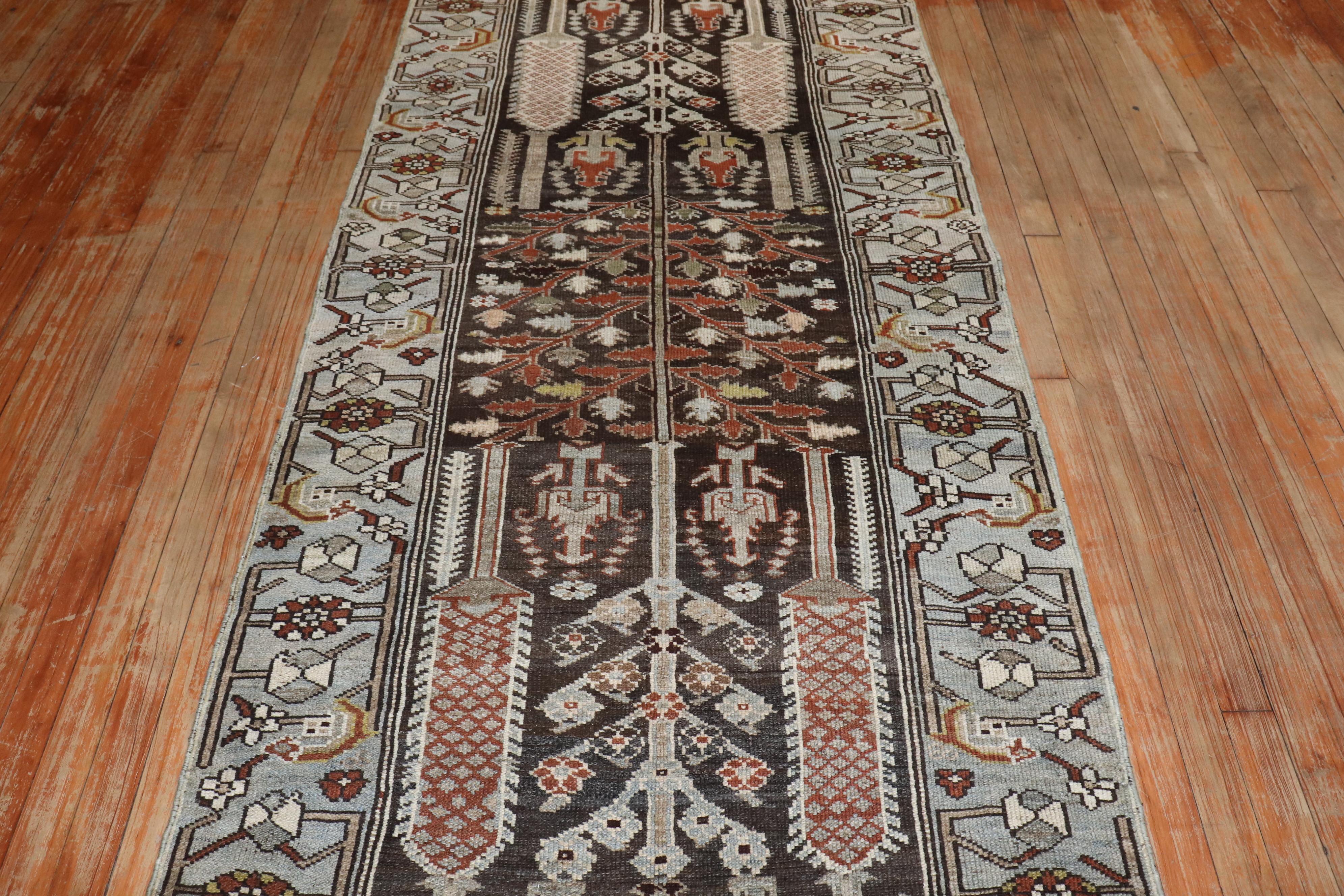 Zabihi Collection Brown Persian Kurd Bakhtiari Läufer (20. Jahrhundert) im Angebot