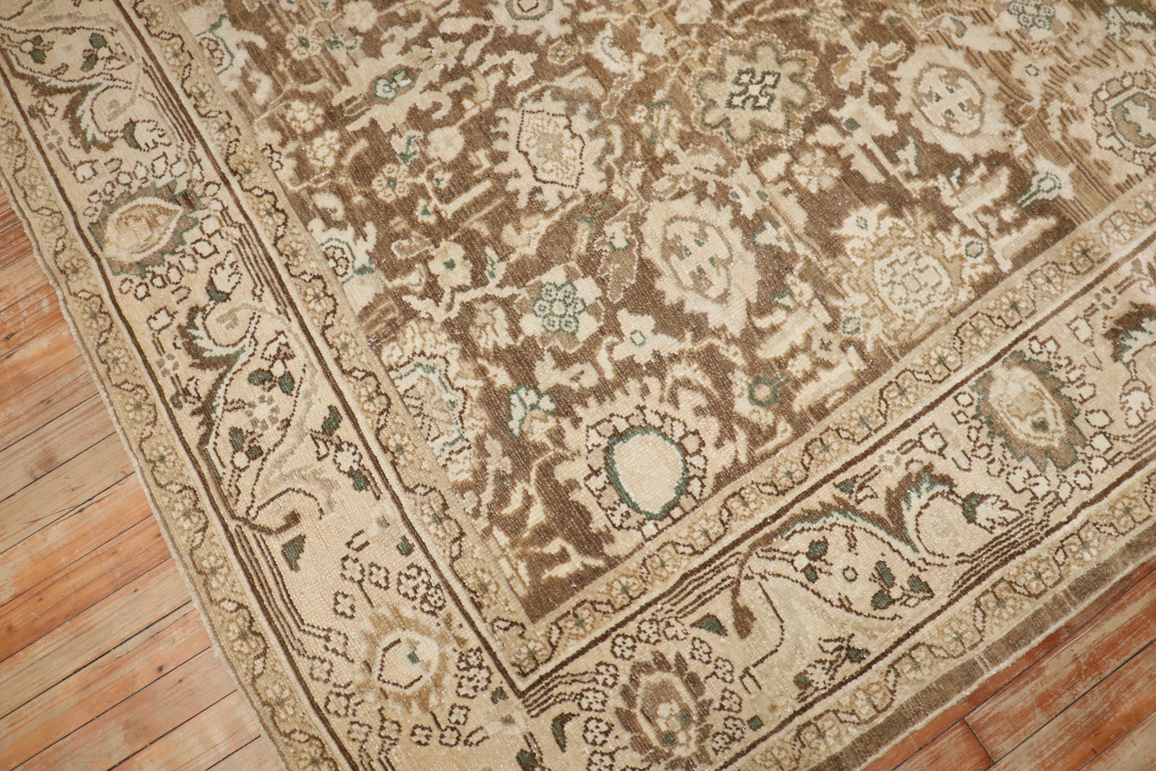 Zabihi Collection Brauner Persischer Malayer-Teppich im Angebot 3