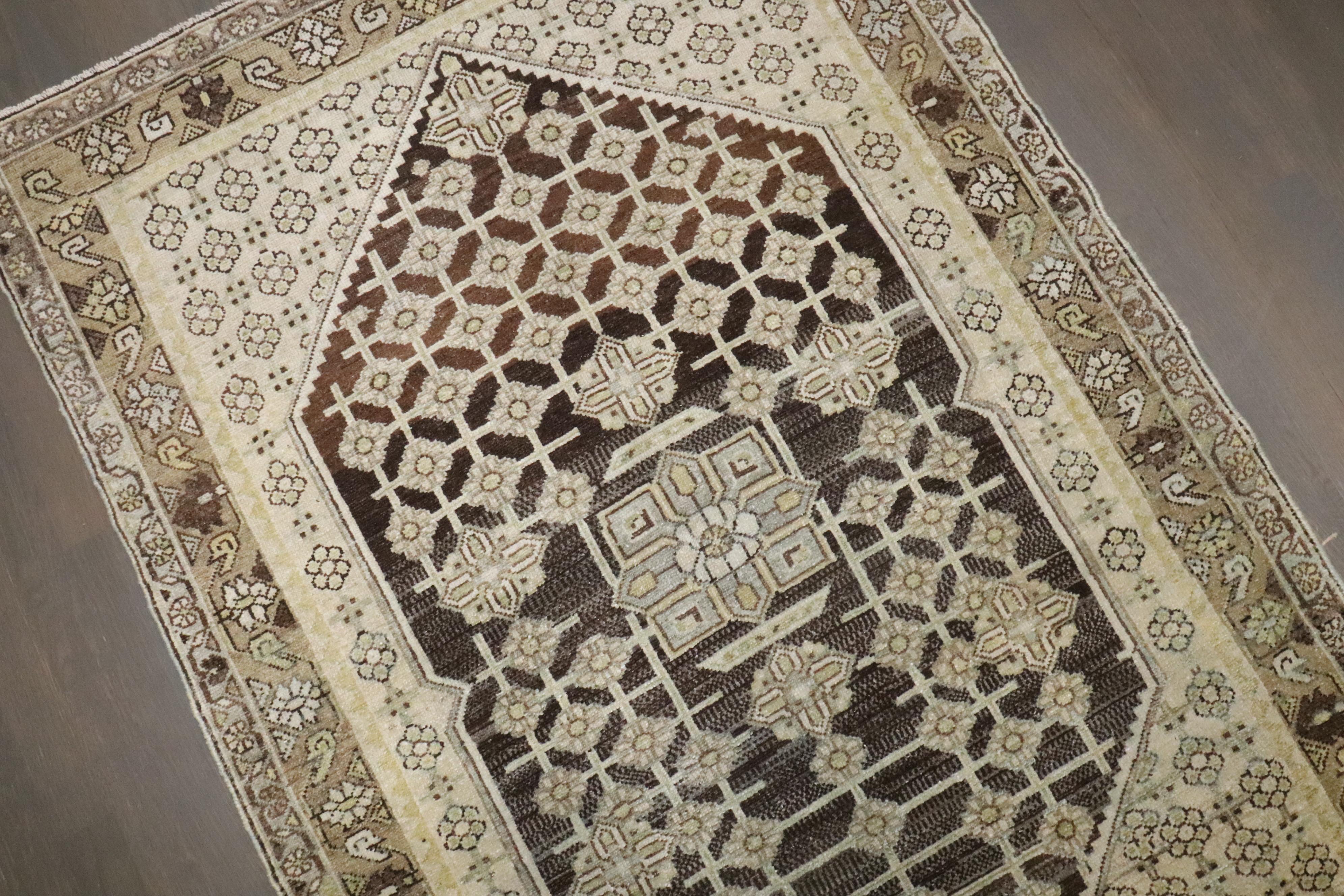 a 1930s Persian Brown Malayer scatter size Rug

Details
rug no.	j4093
size	3' 5