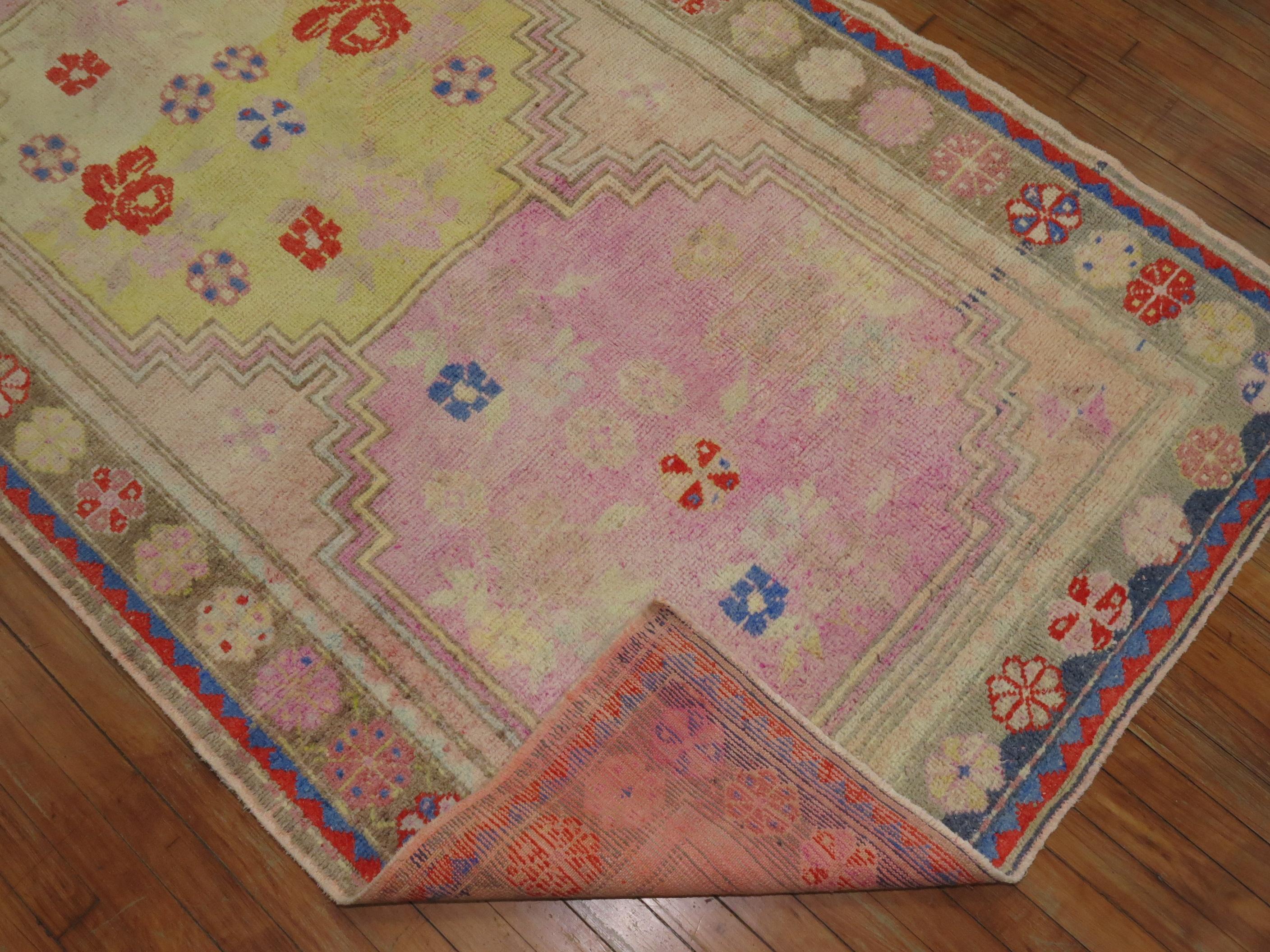 Colección Zabihi Alfombra Turca Vintage Rosa Chicle Romántico en venta