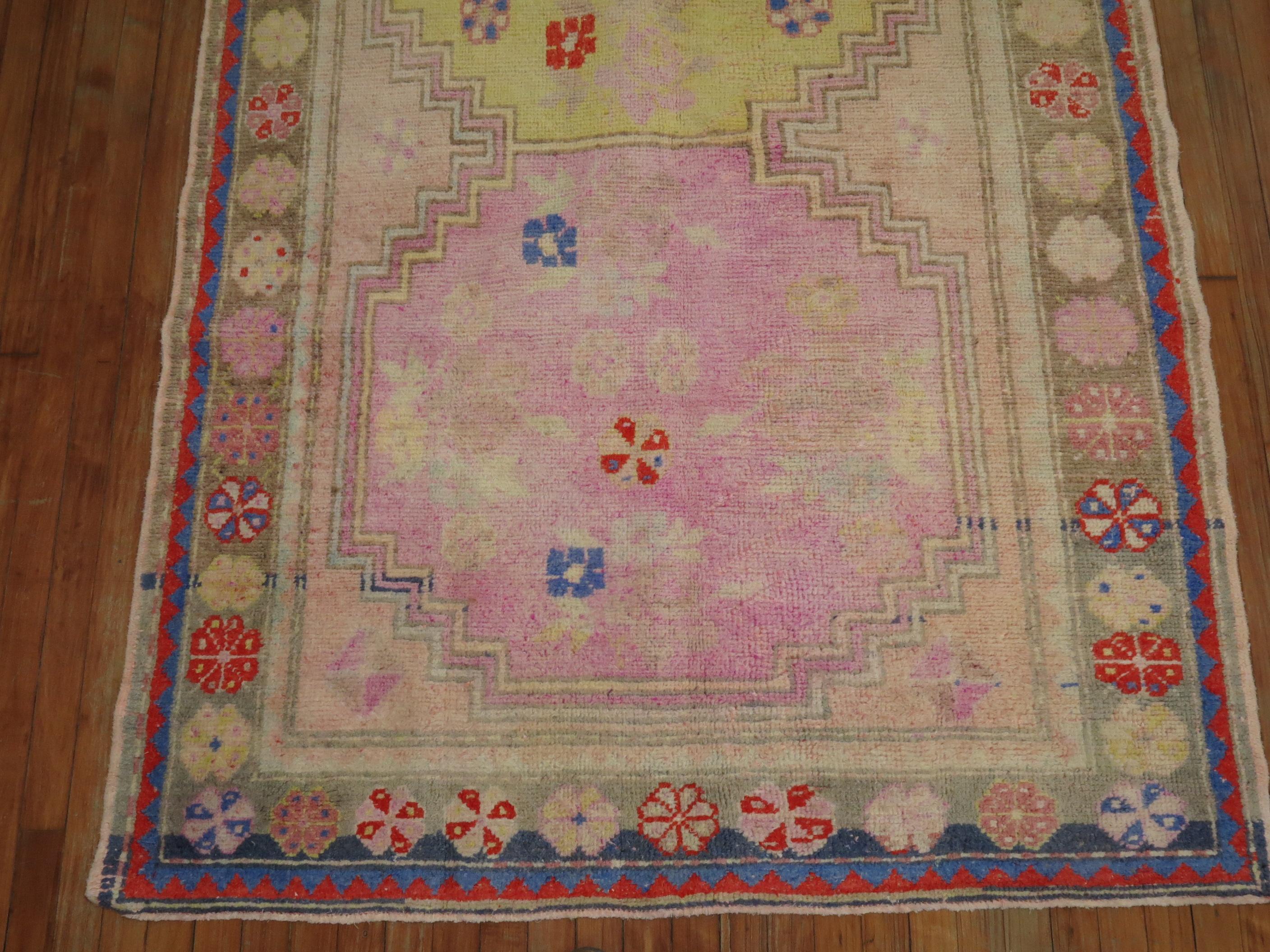 Colección Zabihi Alfombra Turca Vintage Rosa Chicle Turco en venta