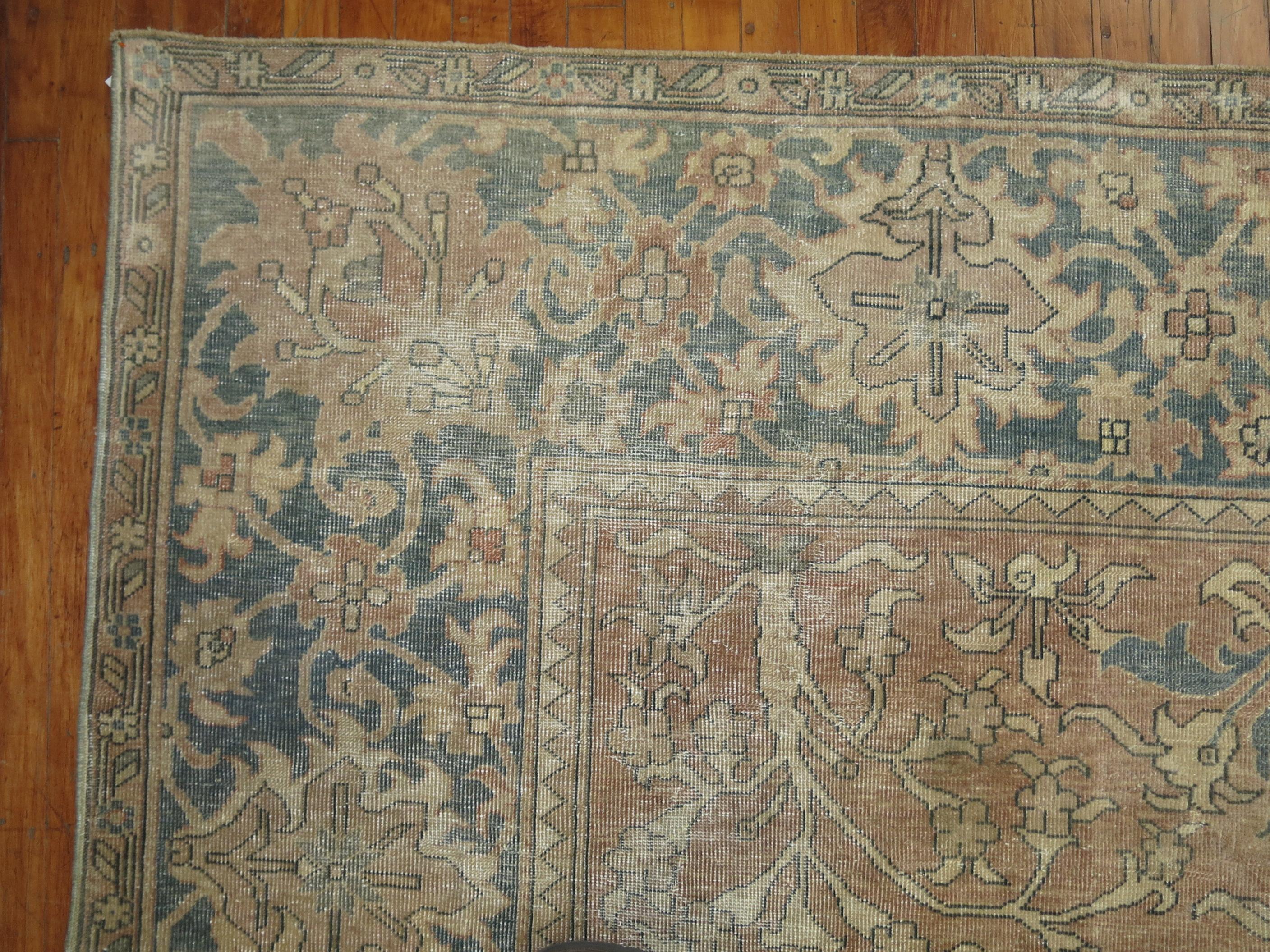 Zabihi Collection Kamel Taupe Raumgröße Indischer Teppich (20. Jahrhundert) im Angebot