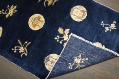 Tapis de Pékin de la Collection Zabihi, de couleur bleue, à motifs dispersés