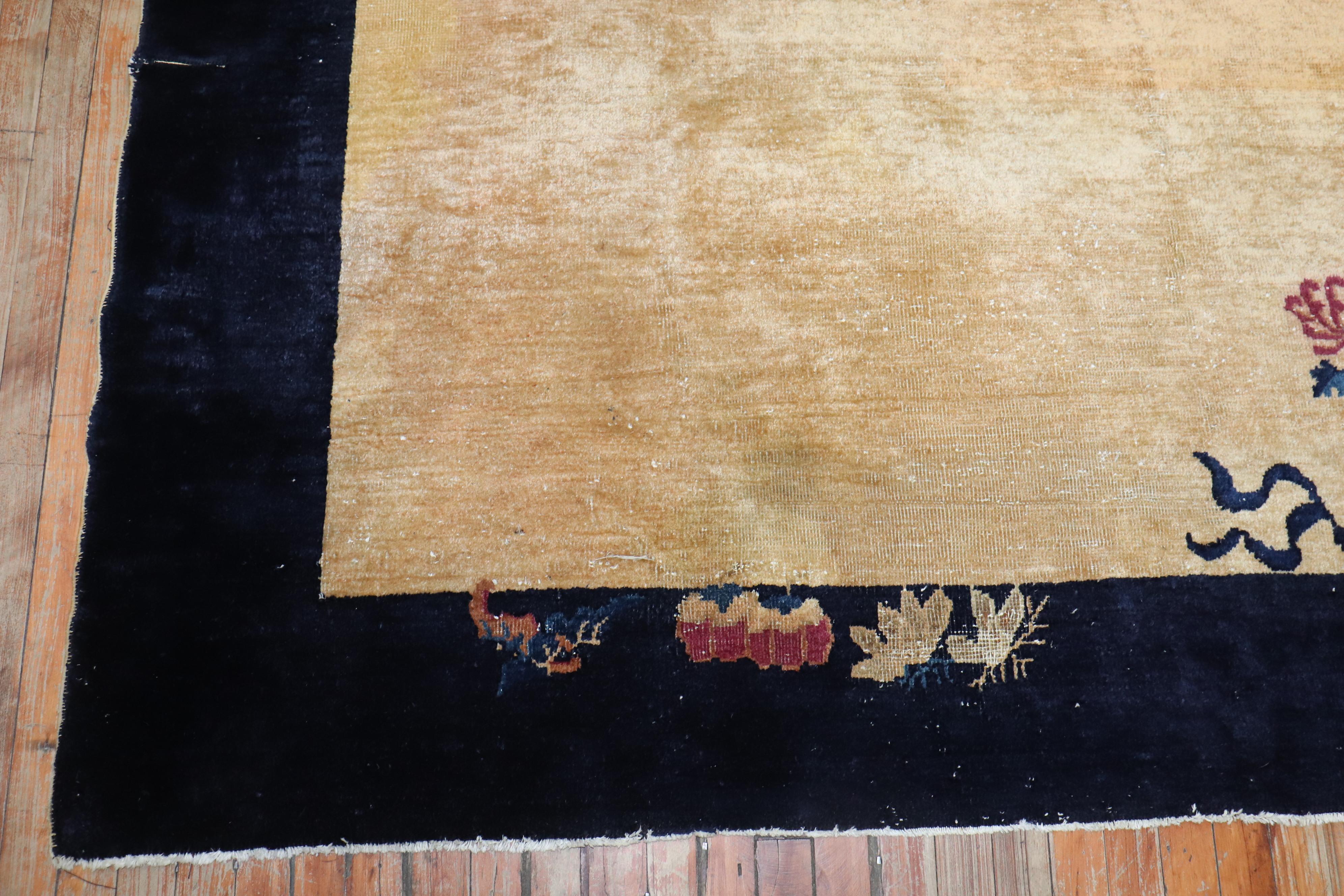 Zabihi Kollektion Chinesischer Eclipse Teppich in Zimmergröße (20. Jahrhundert) im Angebot