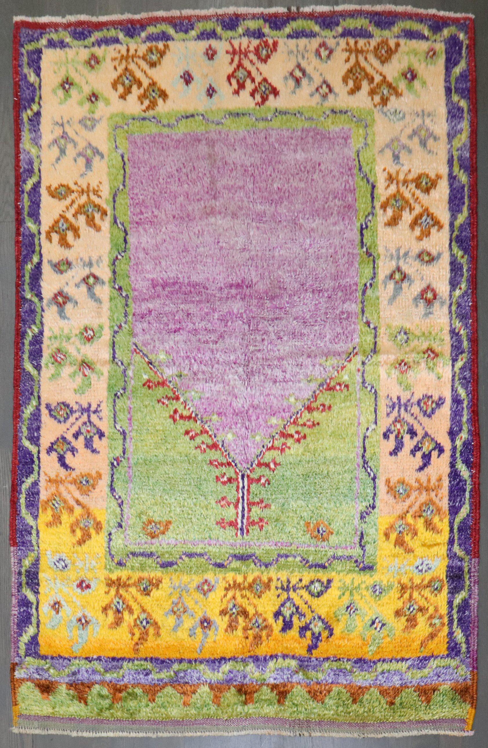 Zabihi Collection Bunter Vintage Türkischer Gebetsteppich (Wolle) im Angebot