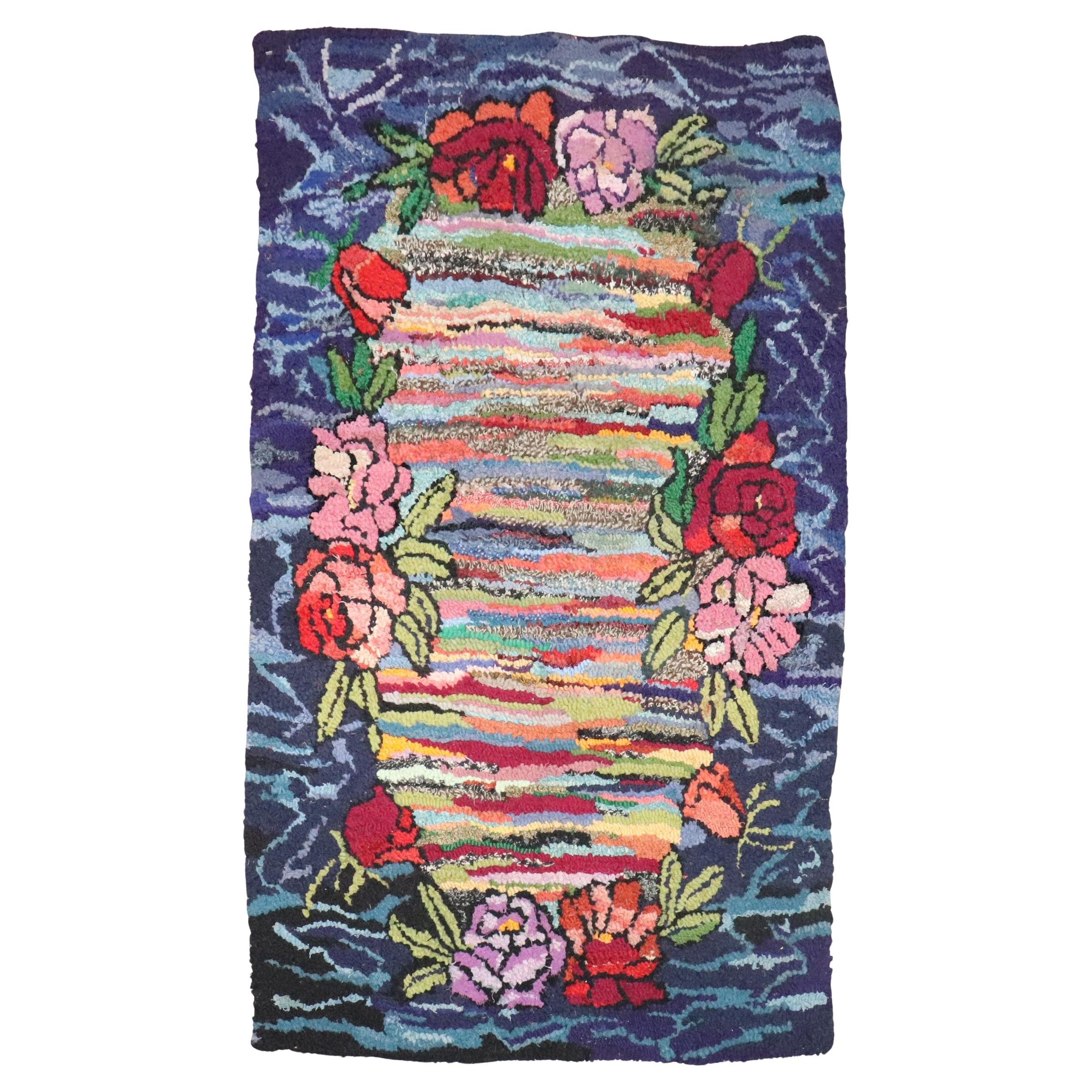 Petit tapis crocheté américain de la Collection Zabihi Dazzling Floral en vente