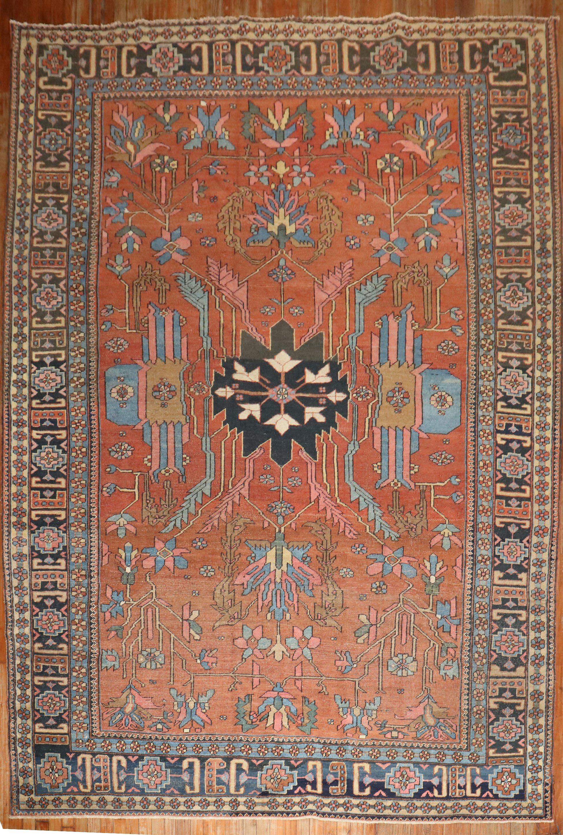 Wonderful high decorative antique Persian Heriz Rug from the 1st quarter of the 20th century

7'11'' x 11'4''

The finest antique Persian Heriz rugs are geometric in design with open spacious patterns invibrant colors. The great majority of them