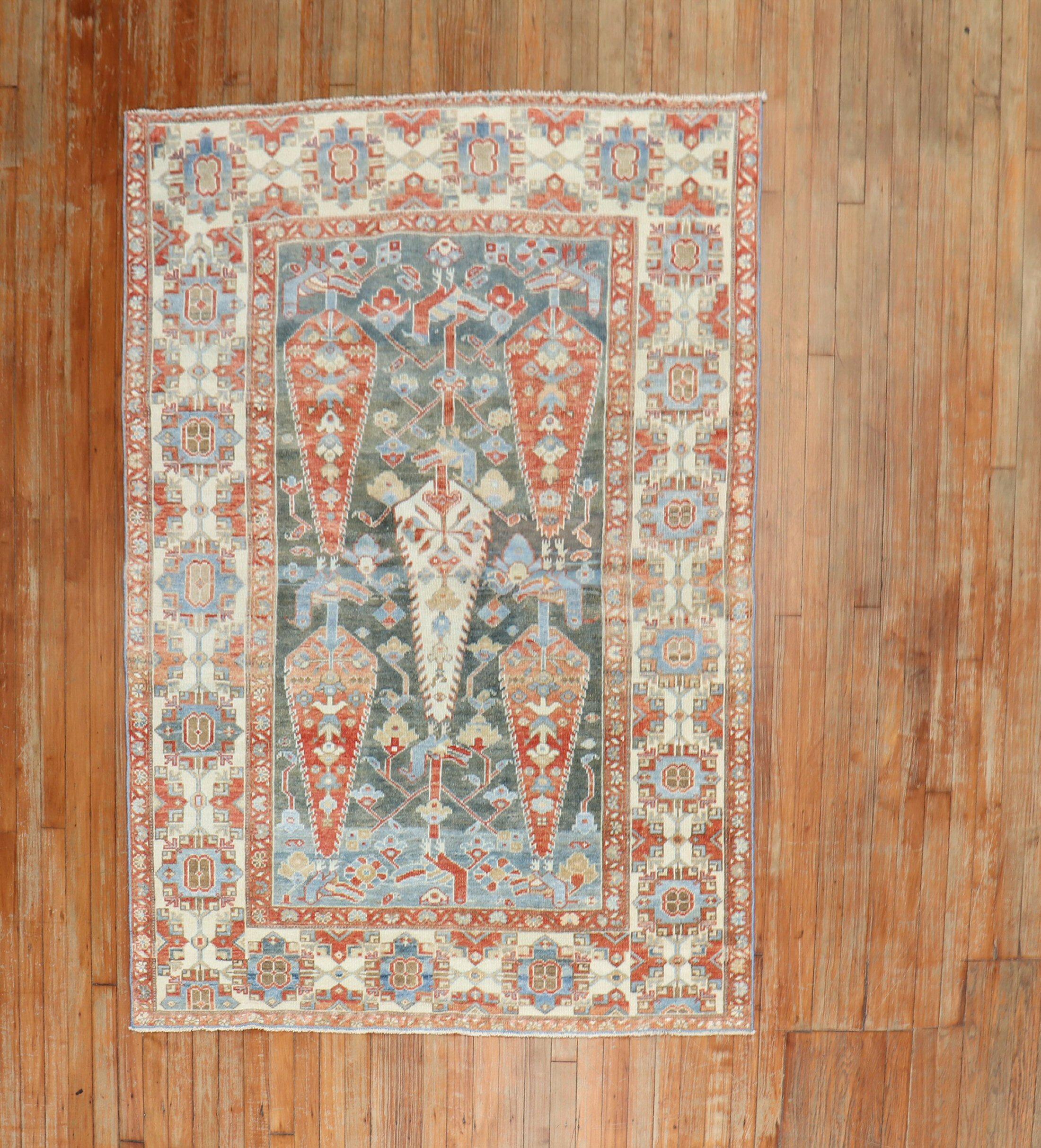 Description
Dramatic 1930s Persian Bakhtiar Rug

Details
rug no.	j2323
size	4' 7