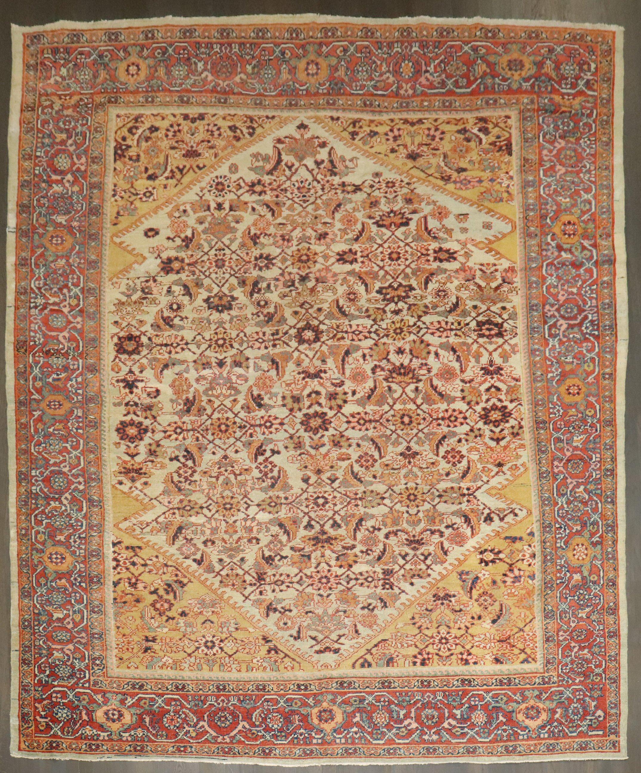 Tessuto a mano Zabihi Collection Dramatic Square Size Mahal Sultanabad Rugs in vendita