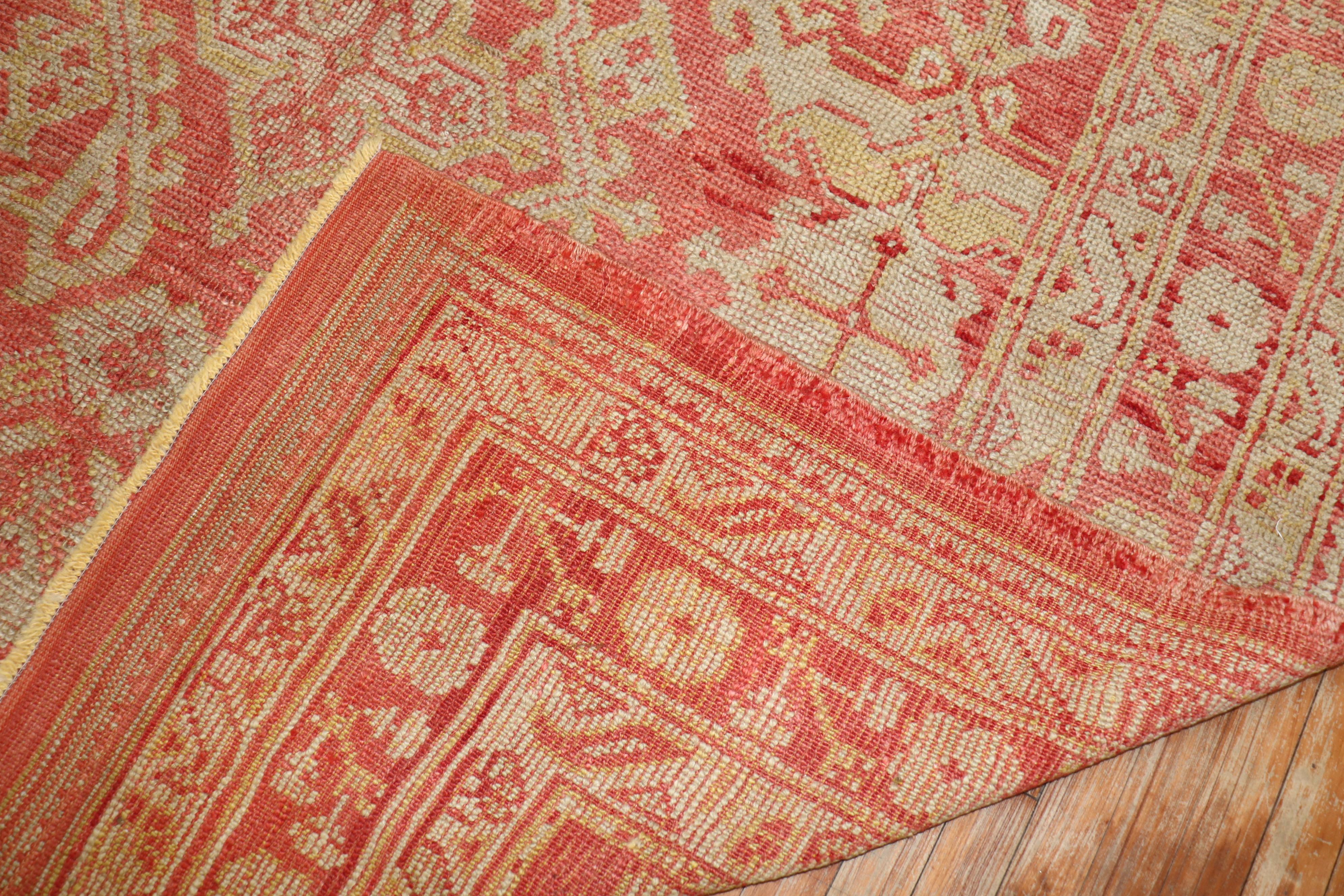 Colección Zabihi Antiguas alfombras turcas Oushak de principios del siglo XX Tejido a mano en venta