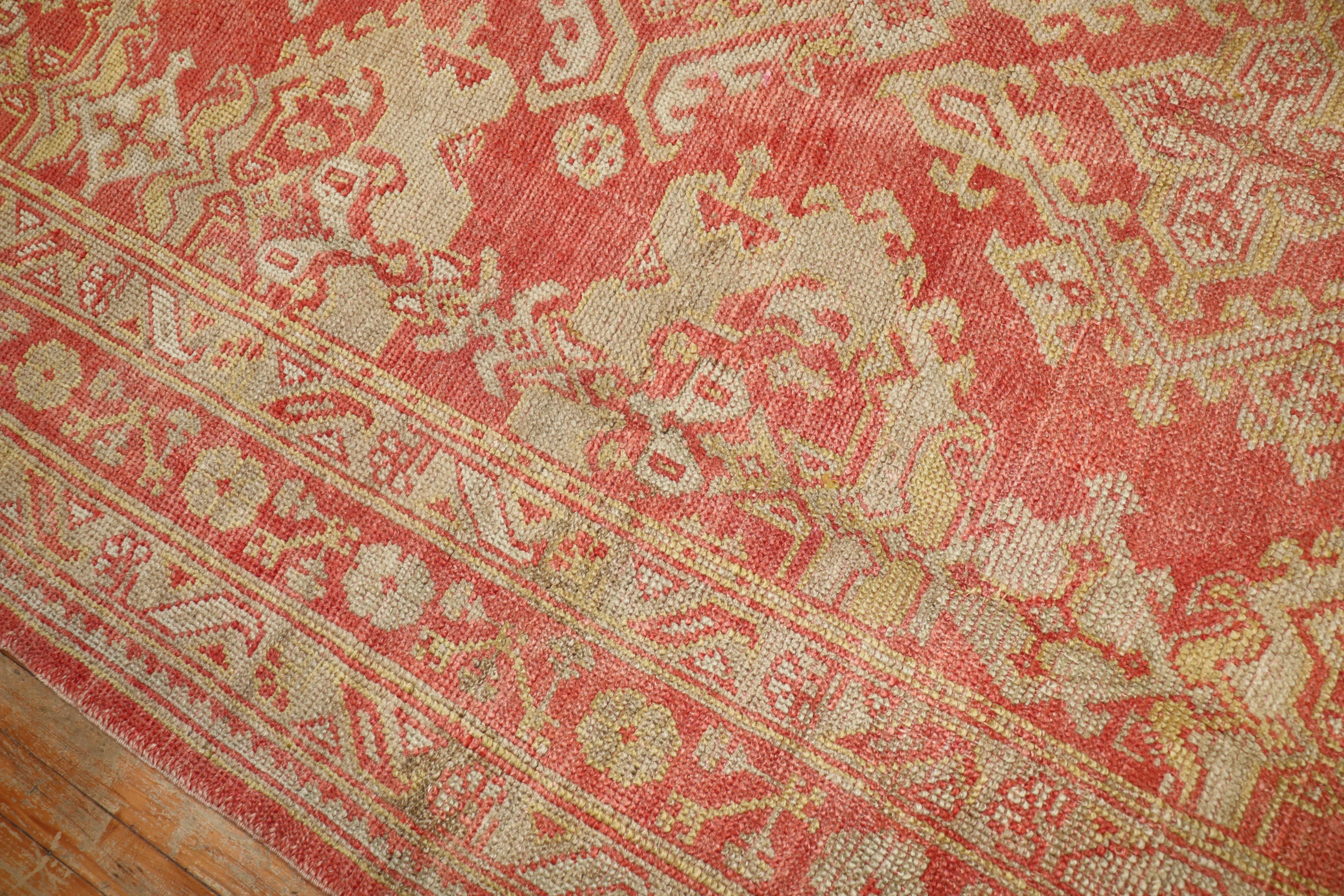 Colección Zabihi Antiguas alfombras turcas Oushak de principios del siglo XX en venta 1