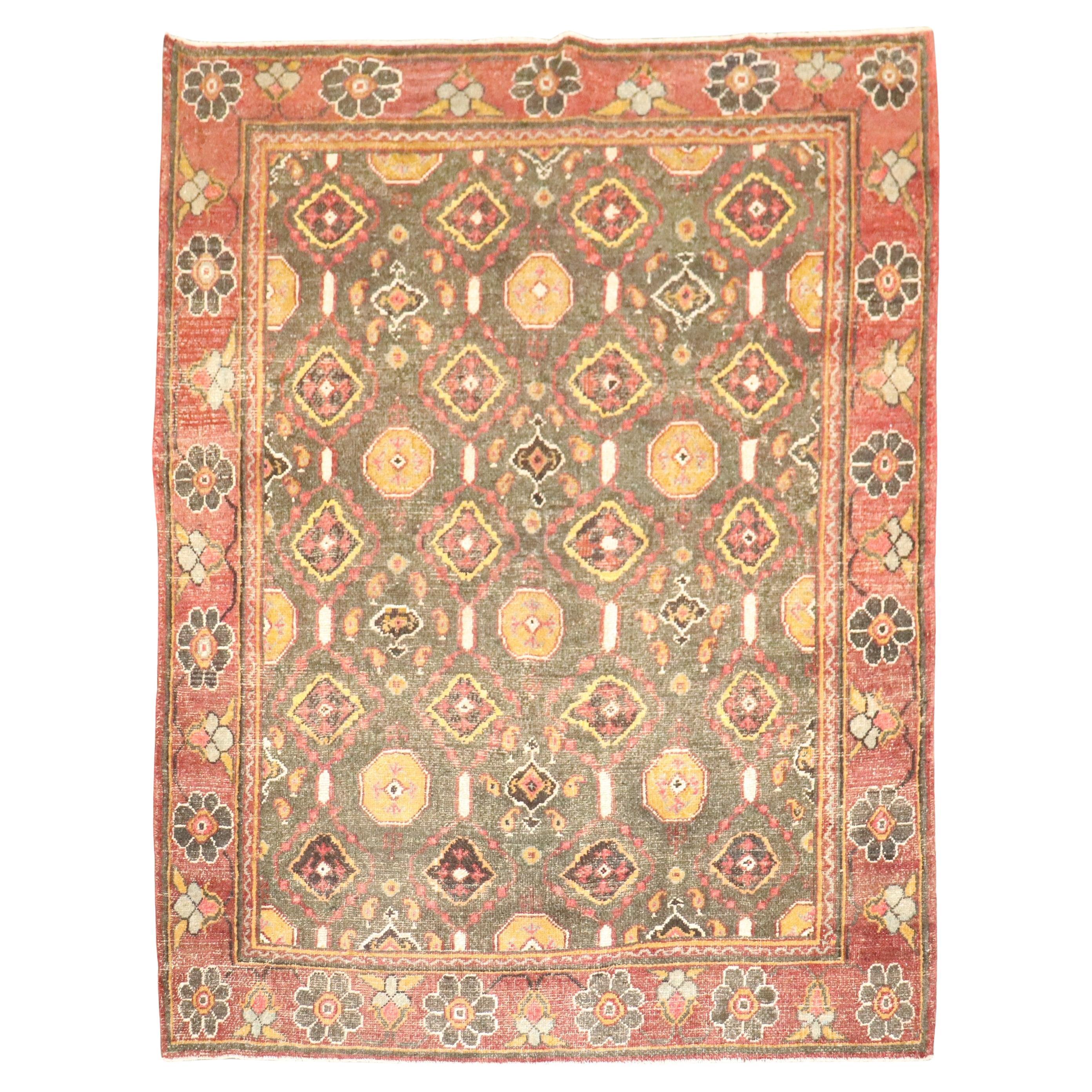 Zabihi Collection Early 20th Century Antique Turkish Oushak Village Rug im Angebot