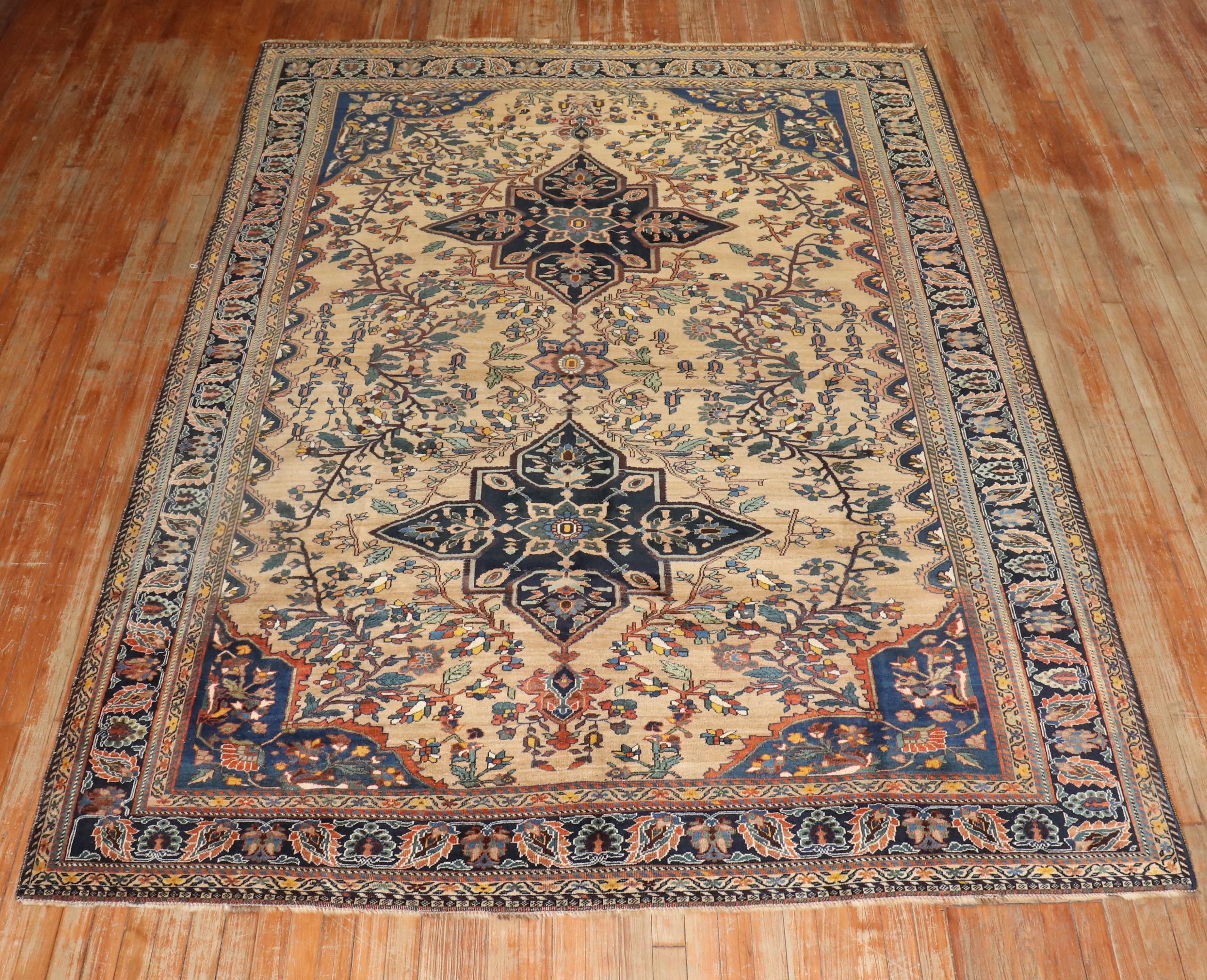 Zabihi Collection Early 20th Century Qashqai Rare Small Room Size Rug For Sale 4