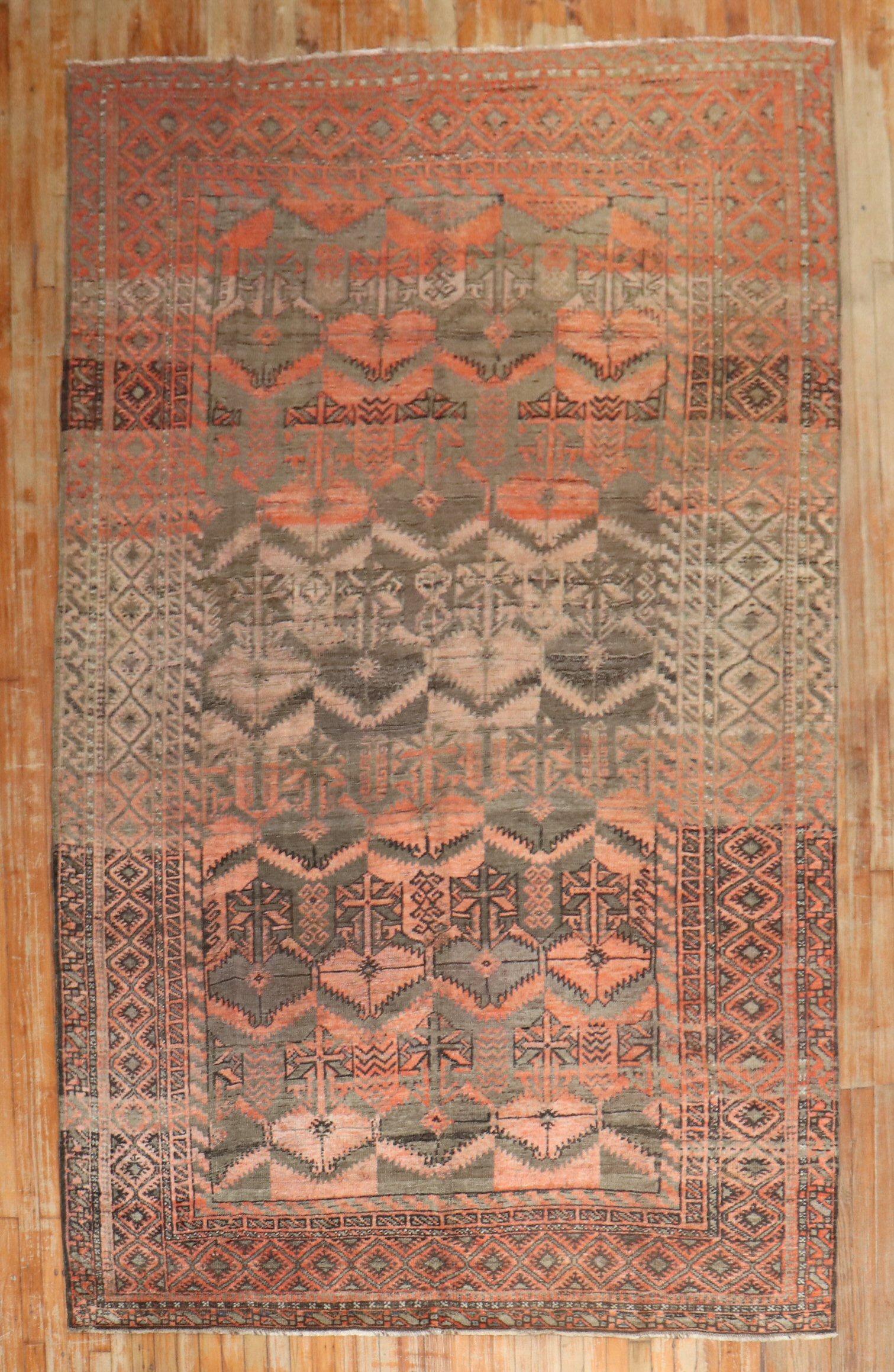 Persian Balouch Accent Size rug from the 1st quarter of the 20th century s

Measures: 6'6'' x 10'1''.