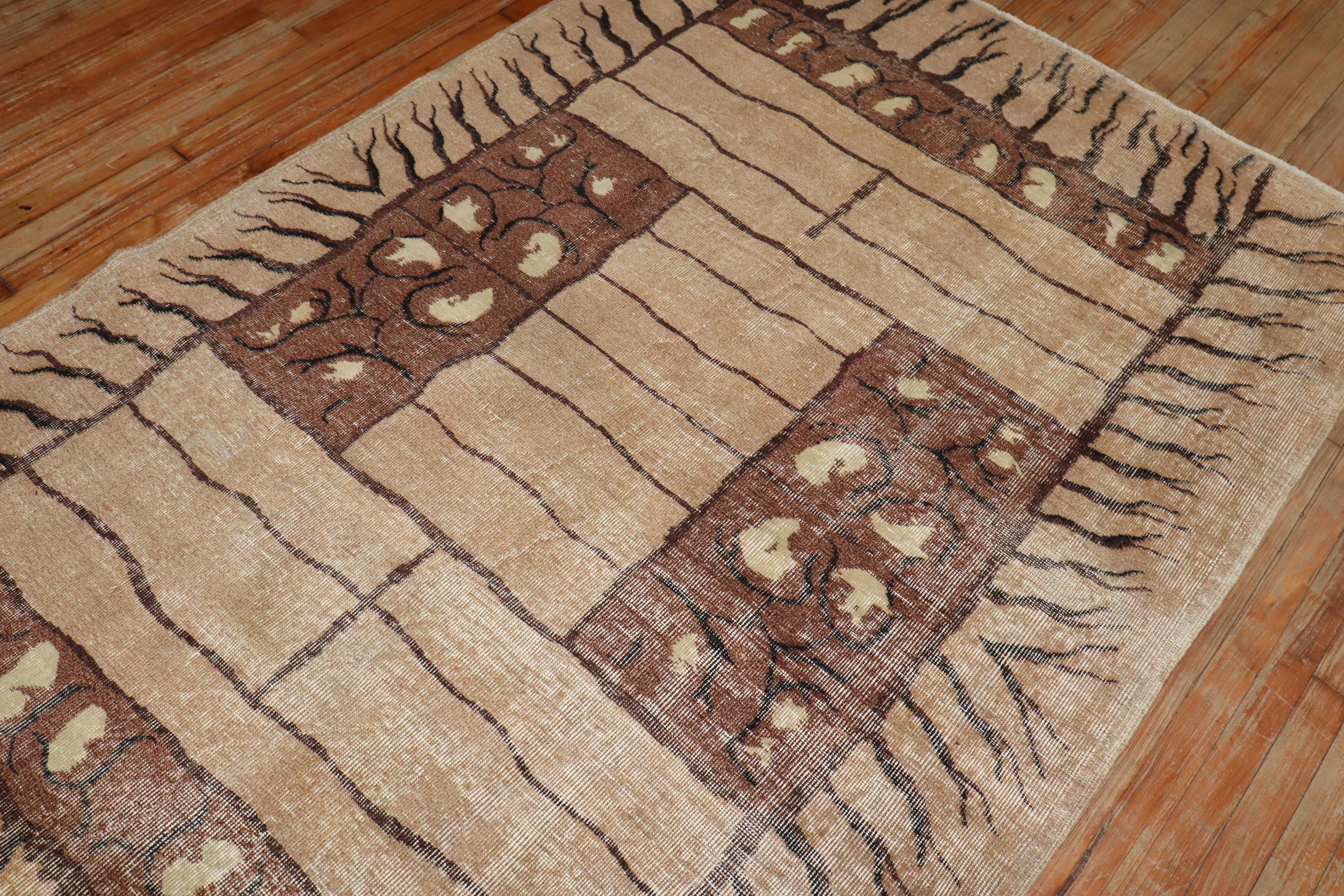 One of a kind hand knotted Turkish Zeki Muren rug 

Measures: 5'1'' x 7'10
