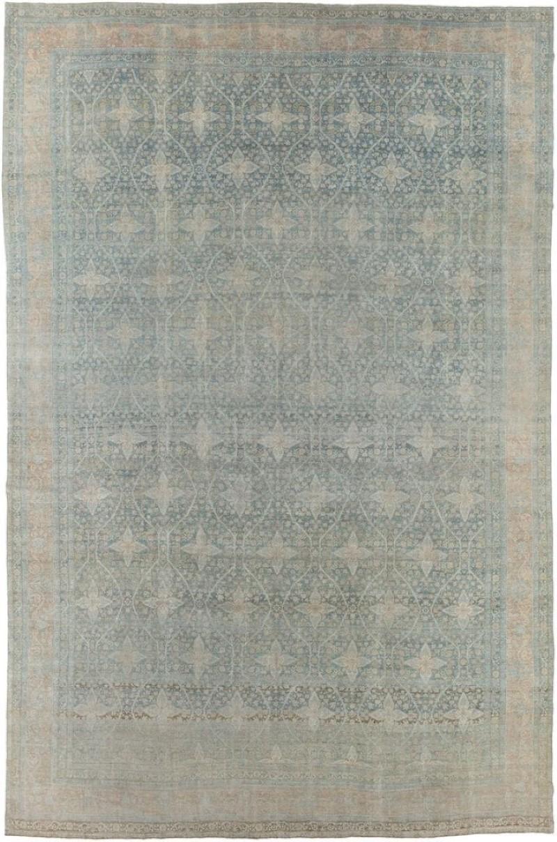 1900 Persischer Kerman Teppich mit einem exquisiten floralen Muster auf einem blauen Feld. Pfirsich, Creme, Karamell sind ebenfalls die vorherrschenden Akzentfarben

Einzelheiten
Teppich nein.	j3864
Größe	12' 5