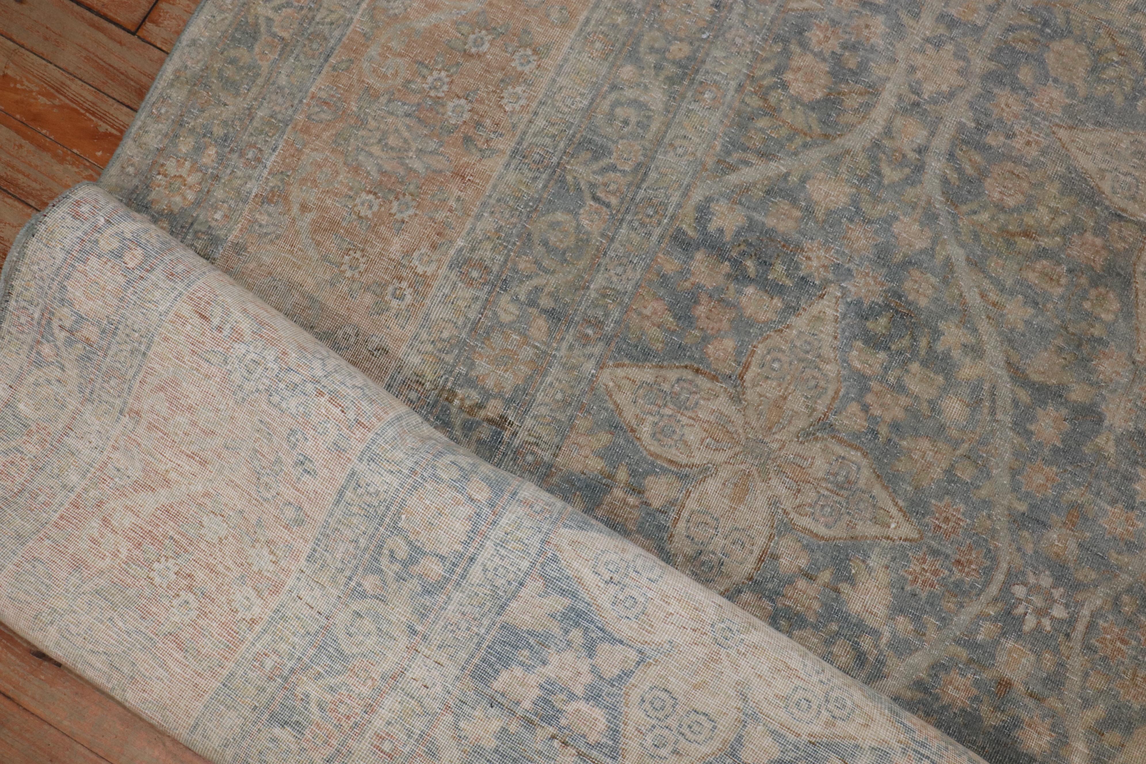 Zabihi Kollektion Exquisite Oversize Antiker persischer Kerman-Teppich in Übergröße  (Kirman) im Angebot