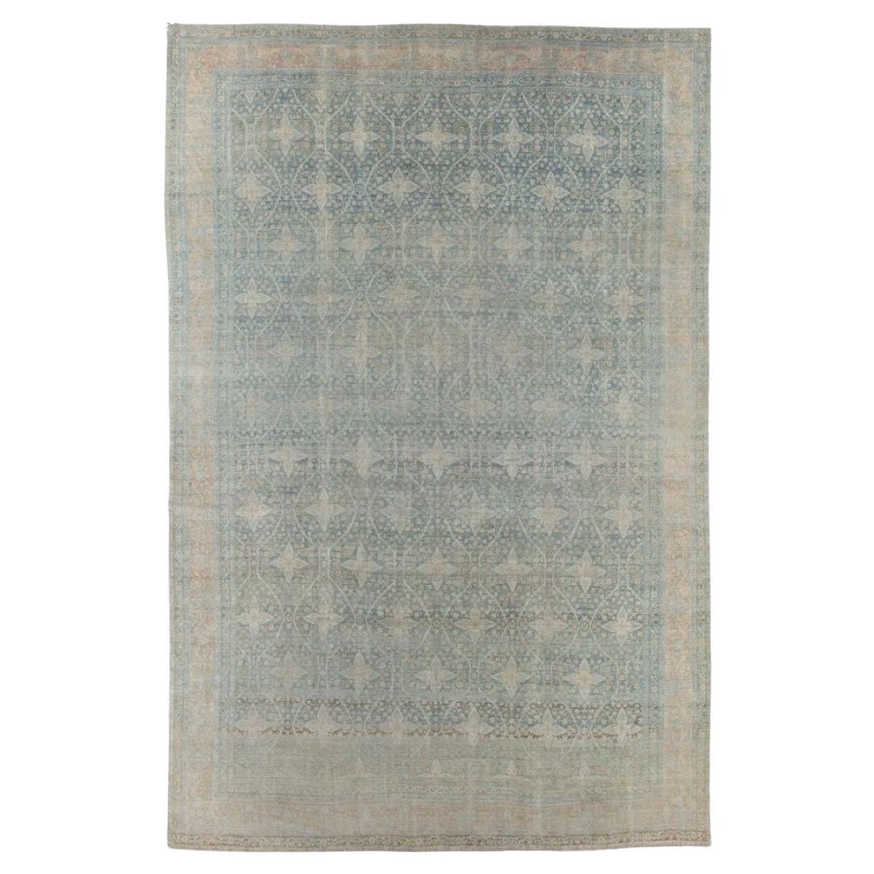 Exquis tapis persan Kerman ancien surdimensionné de la collection Zabihi 