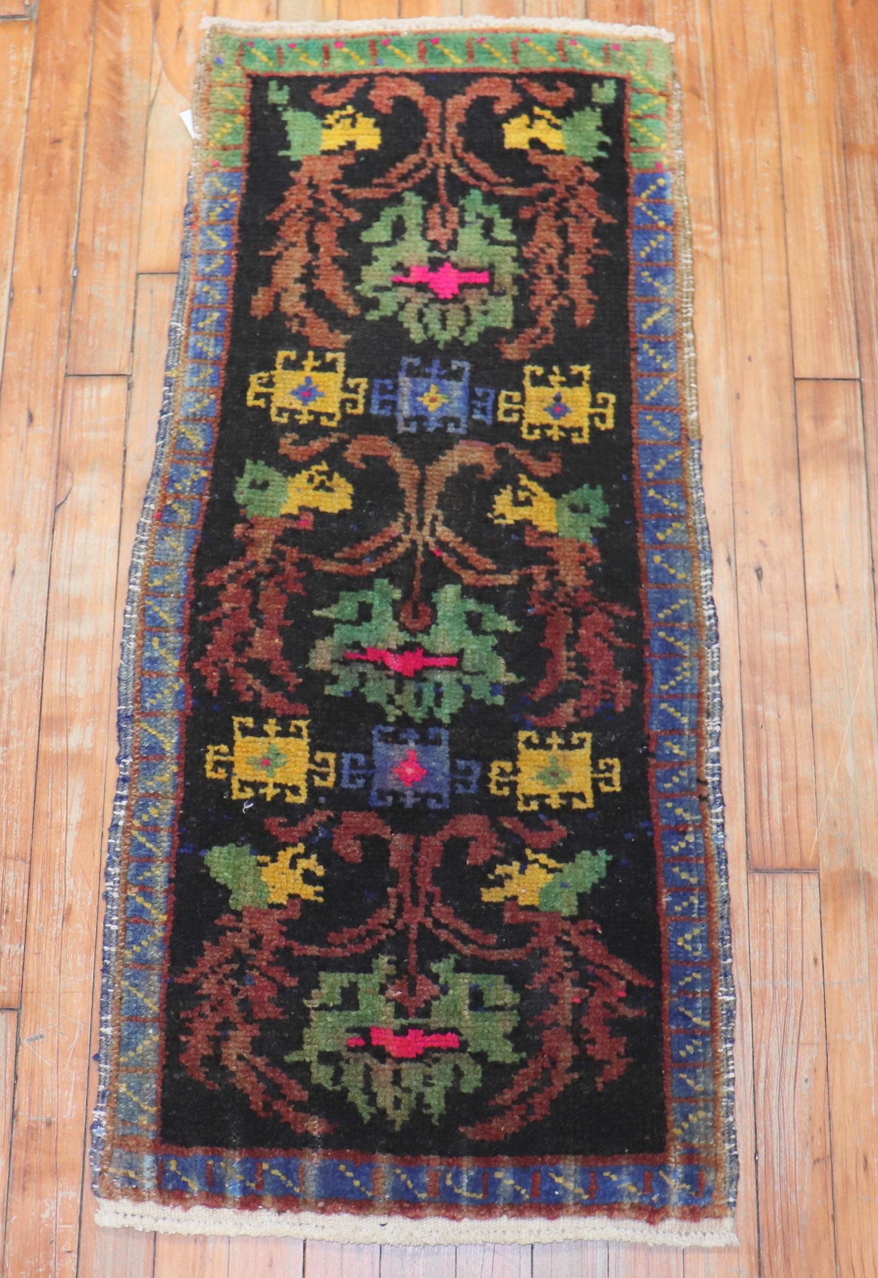 Bohème The Collective Tapis floral anatolien turc Zabihi Collection en vente