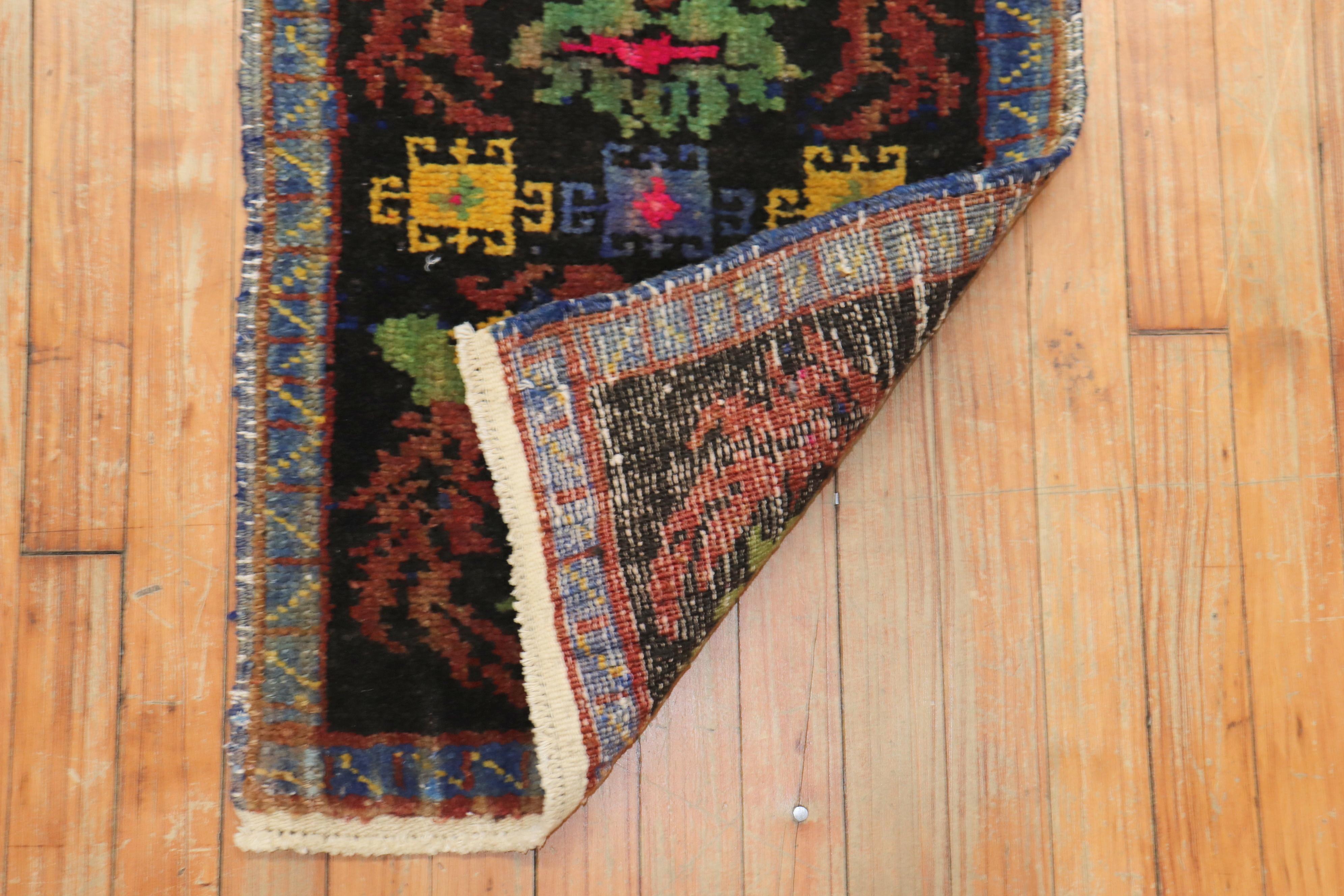 The Collective Tapis floral anatolien turc Zabihi Collection Bon état - En vente à New York, NY