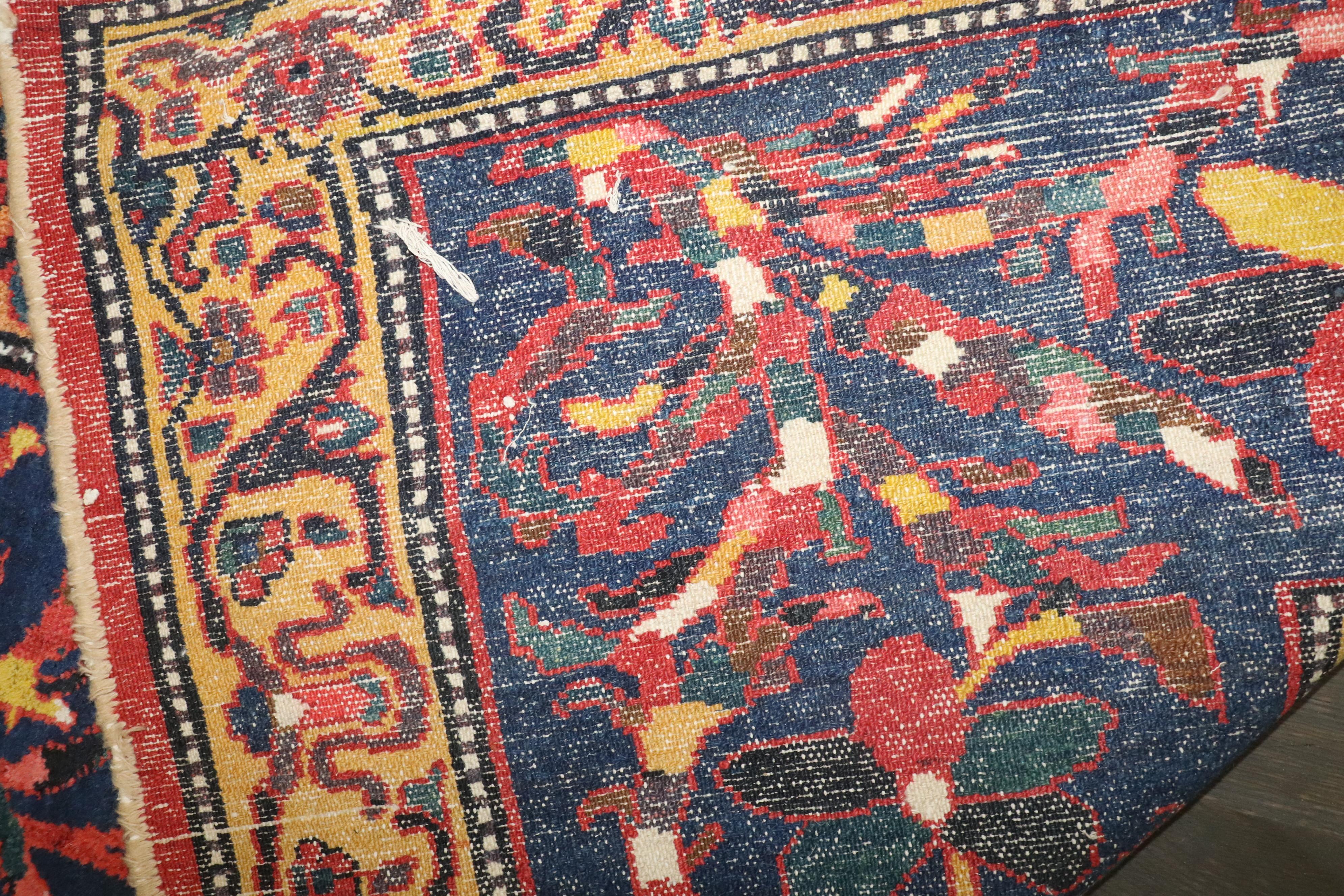 Collection Zabihi  Garden Design Square Antique Persian Bakhtiari Rug en vente 5
