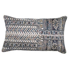 Zabihi Collection – Geometrisches, flachgewebtes Soumac-Kissen in Bolster-Größe